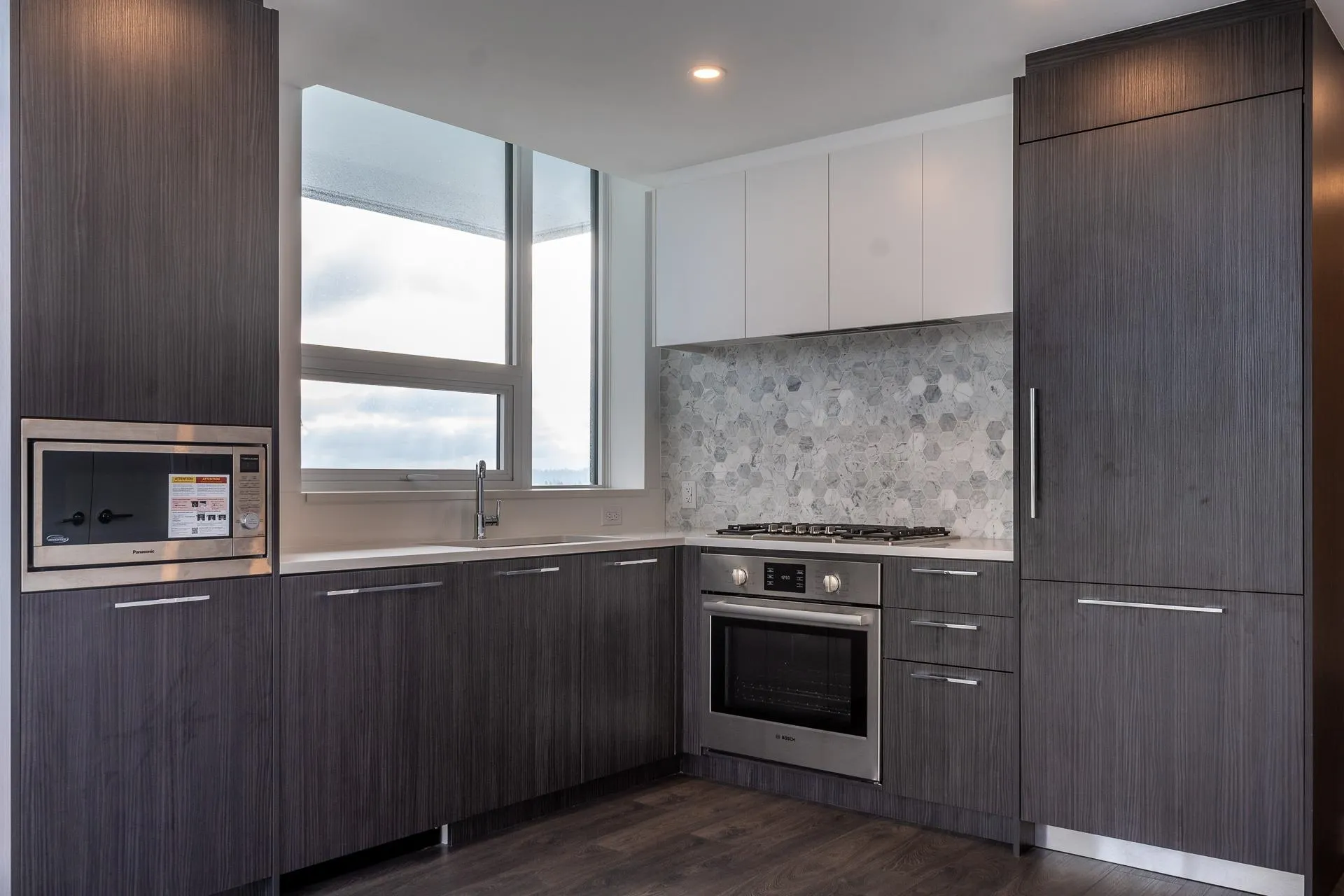 2501 2425 Alpha Avenue