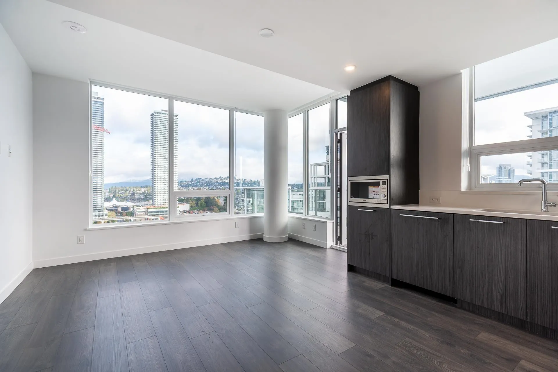 2501 2425 Alpha Avenue