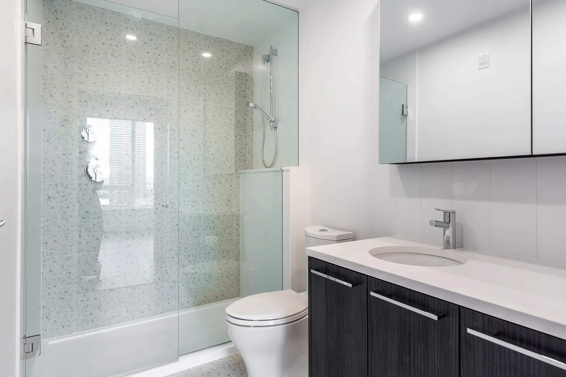 2501 2425 Alpha Avenue