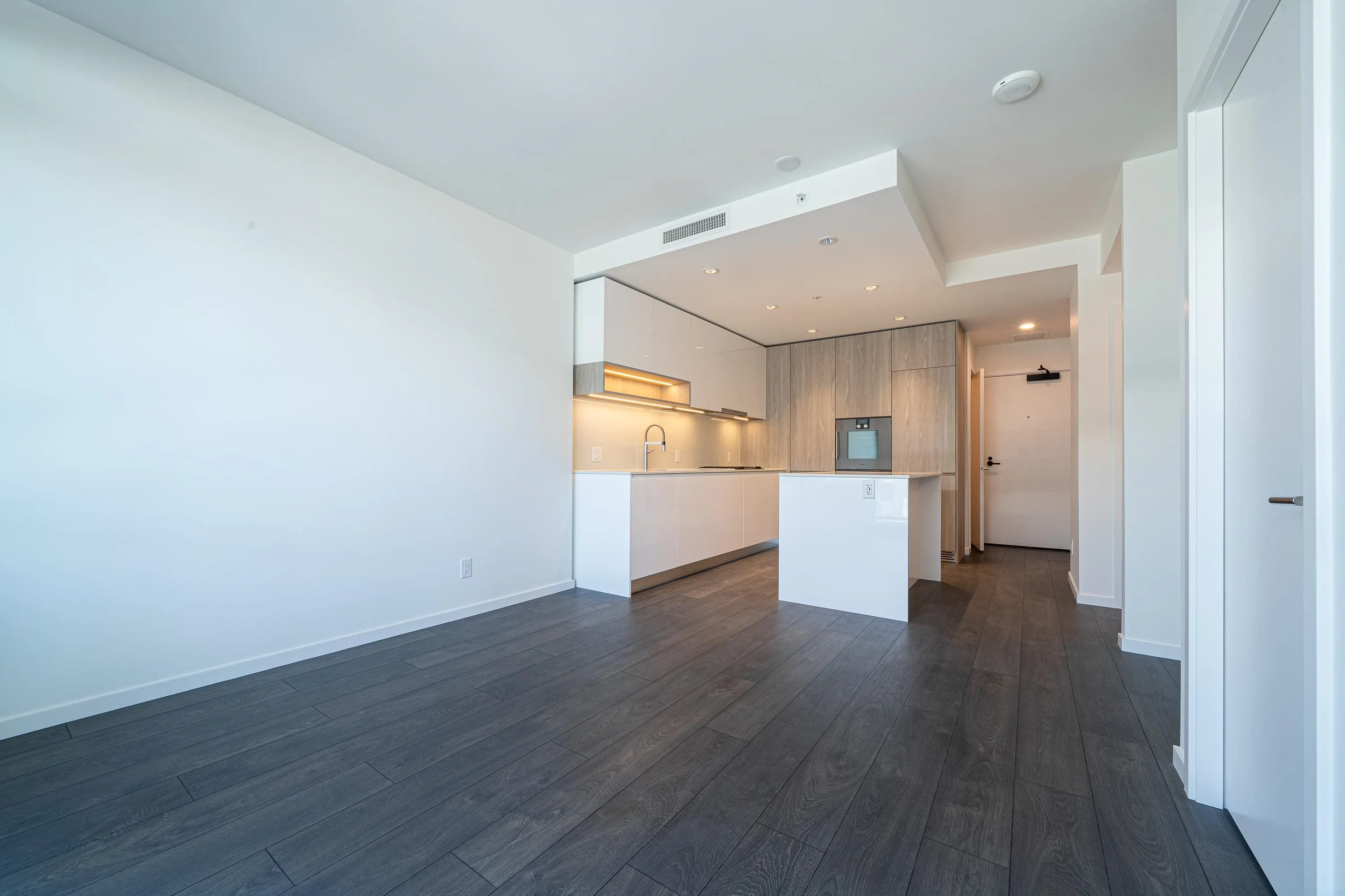 1209 6500 Minoru Boulevard