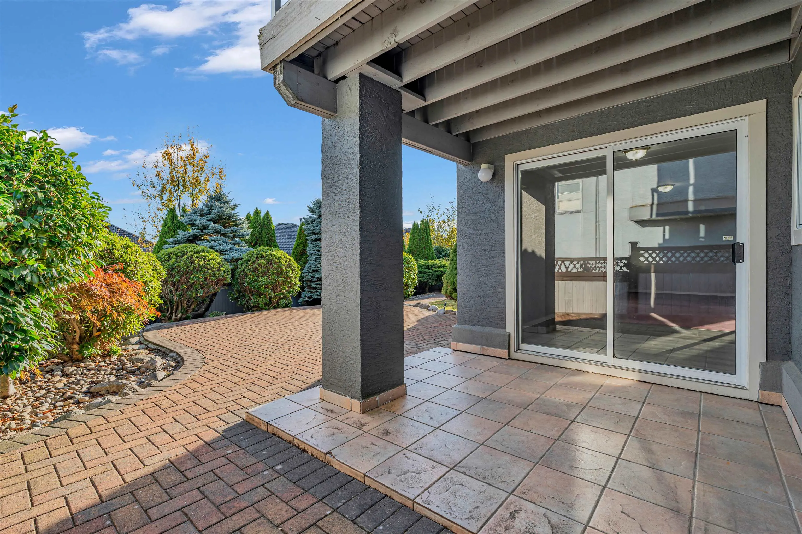 3112 Quintette Crescent