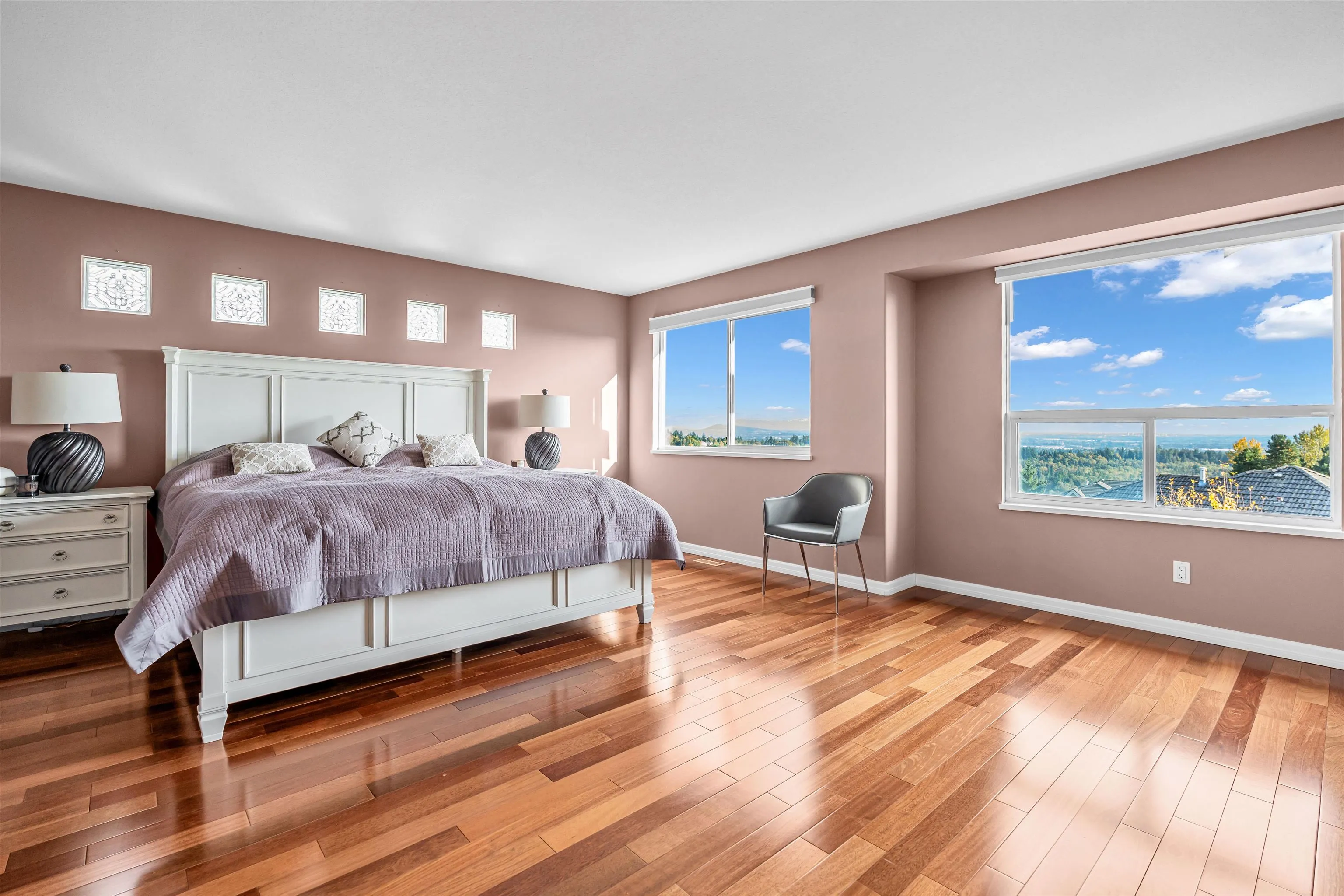 3112 Quintette Crescent