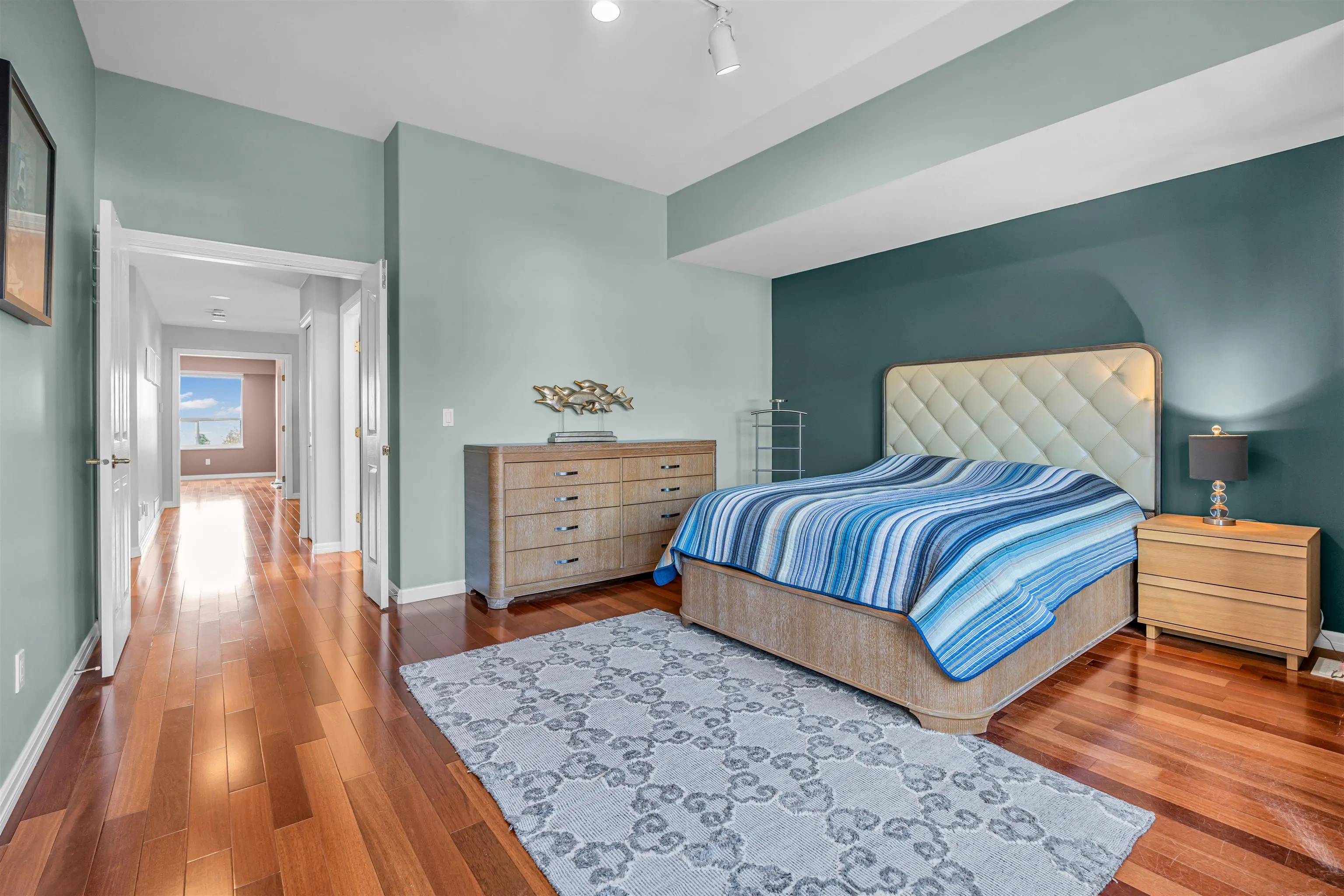 3112 Quintette Crescent