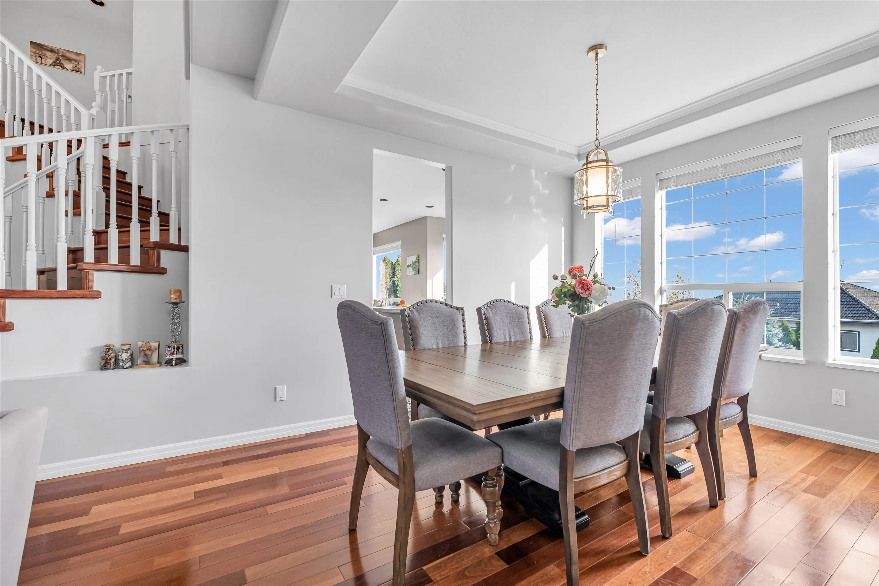 3112 Quintette Crescent