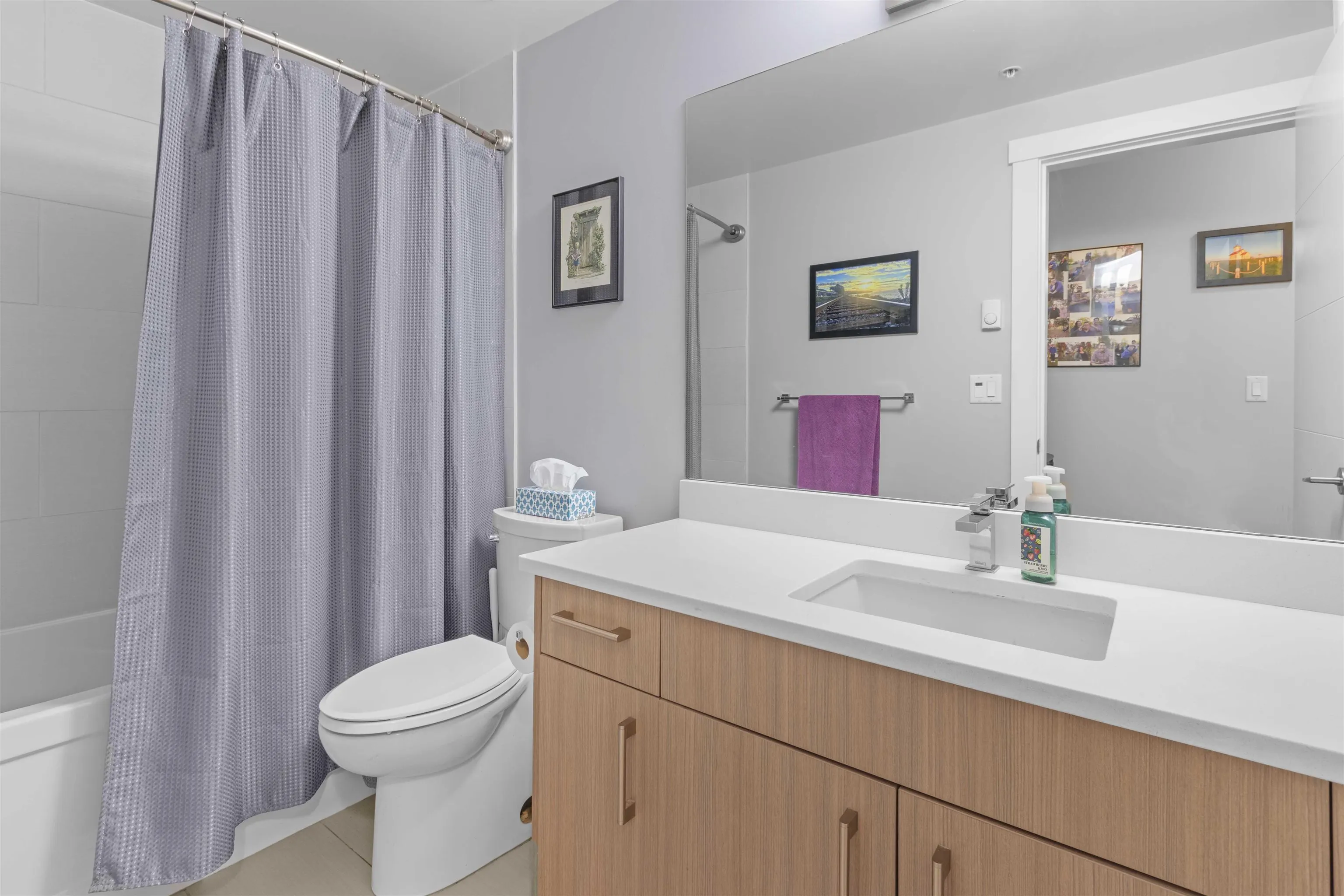 404 2460 Kelly Avenue