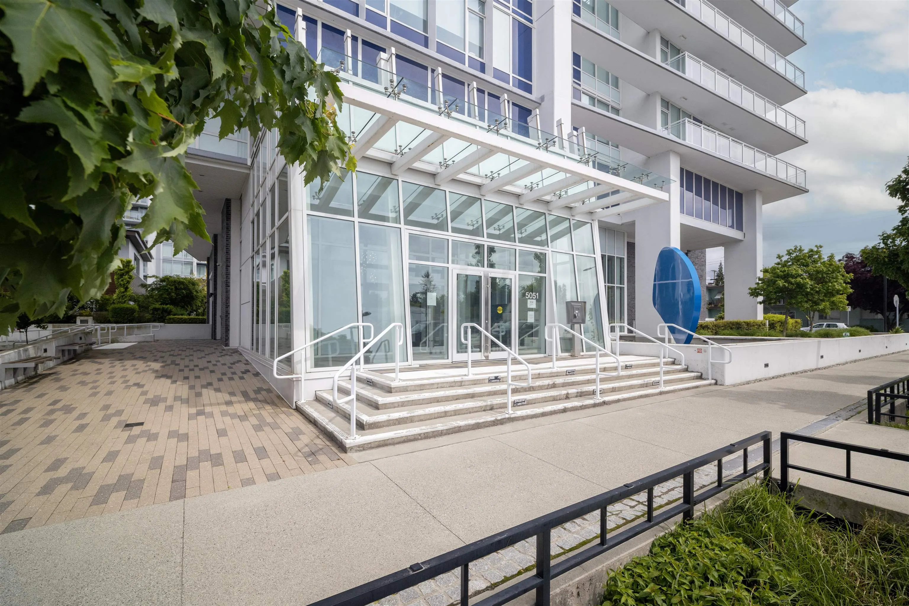 1401 5051 Imperial Street