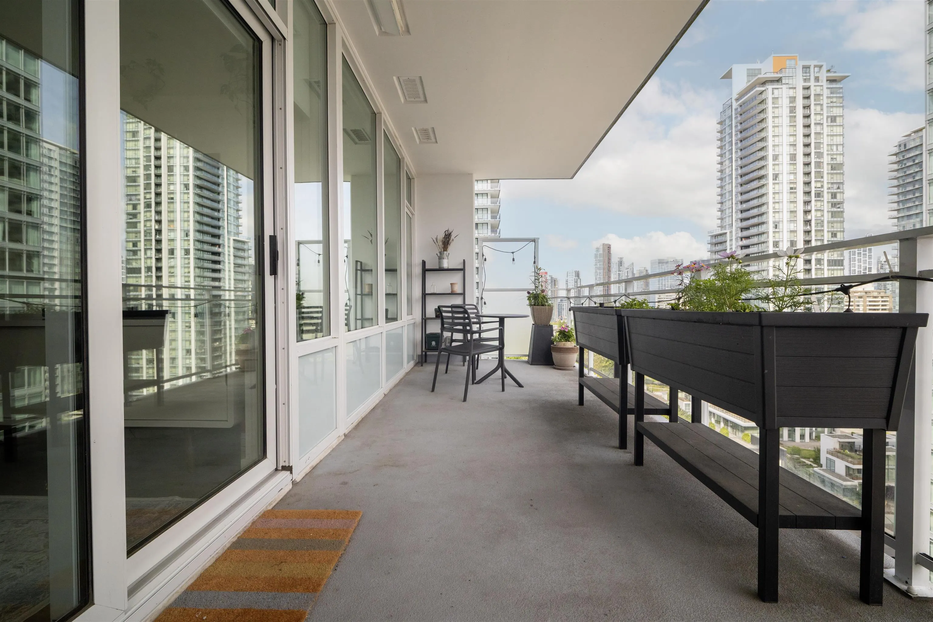 1401 5051 Imperial Street