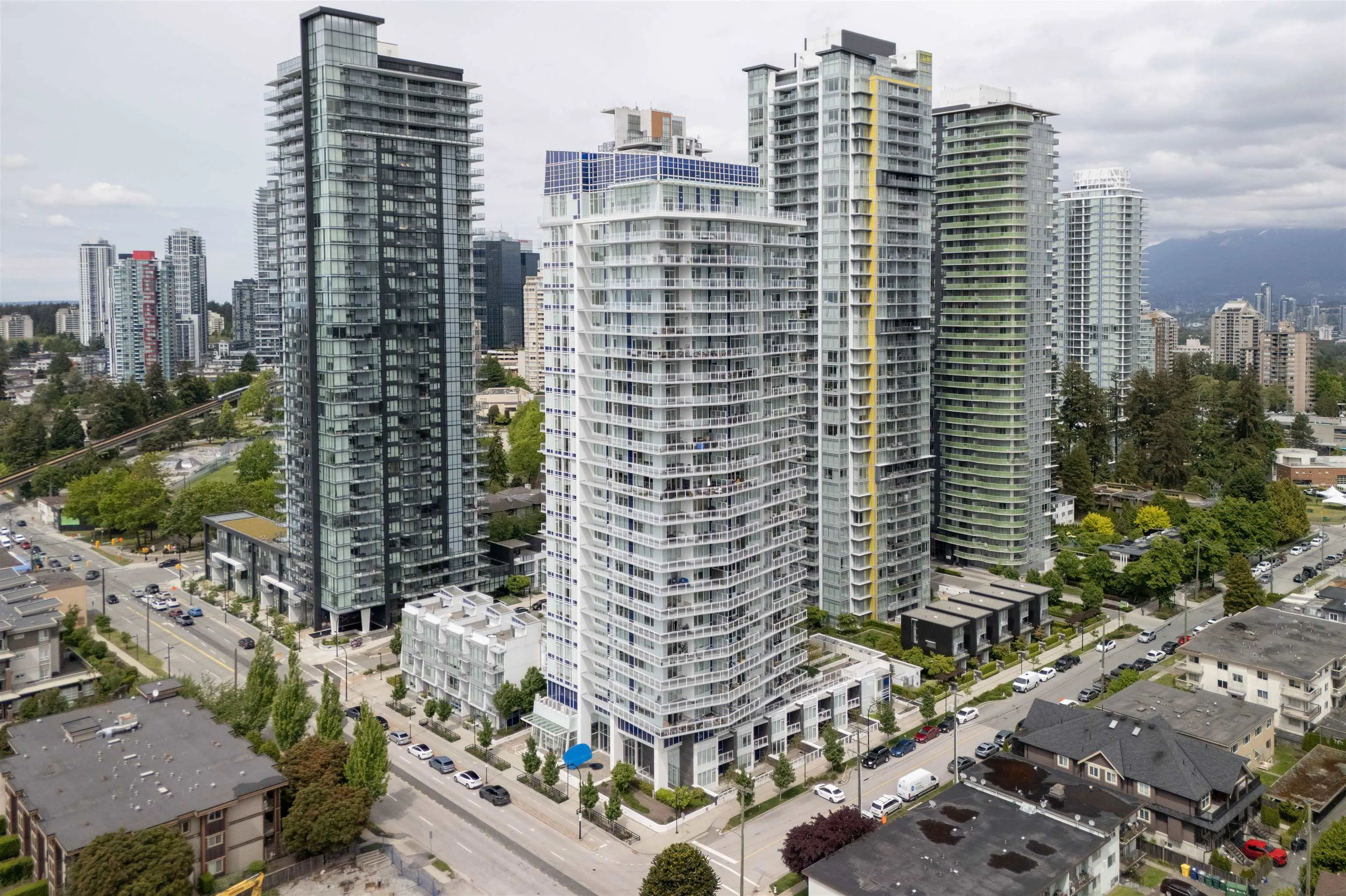 1401 5051 Imperial Street