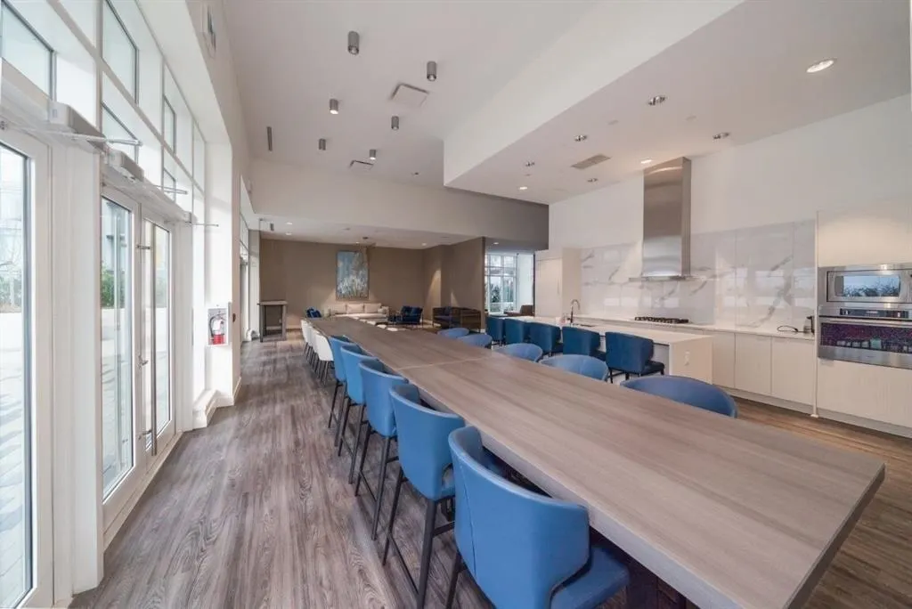 1401 5051 Imperial Street
