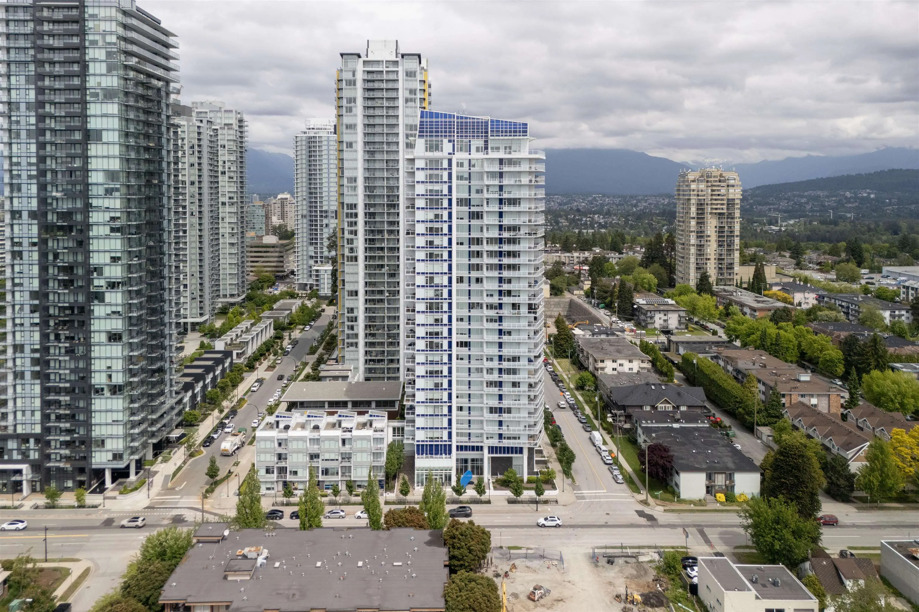 1401 5051 Imperial Street