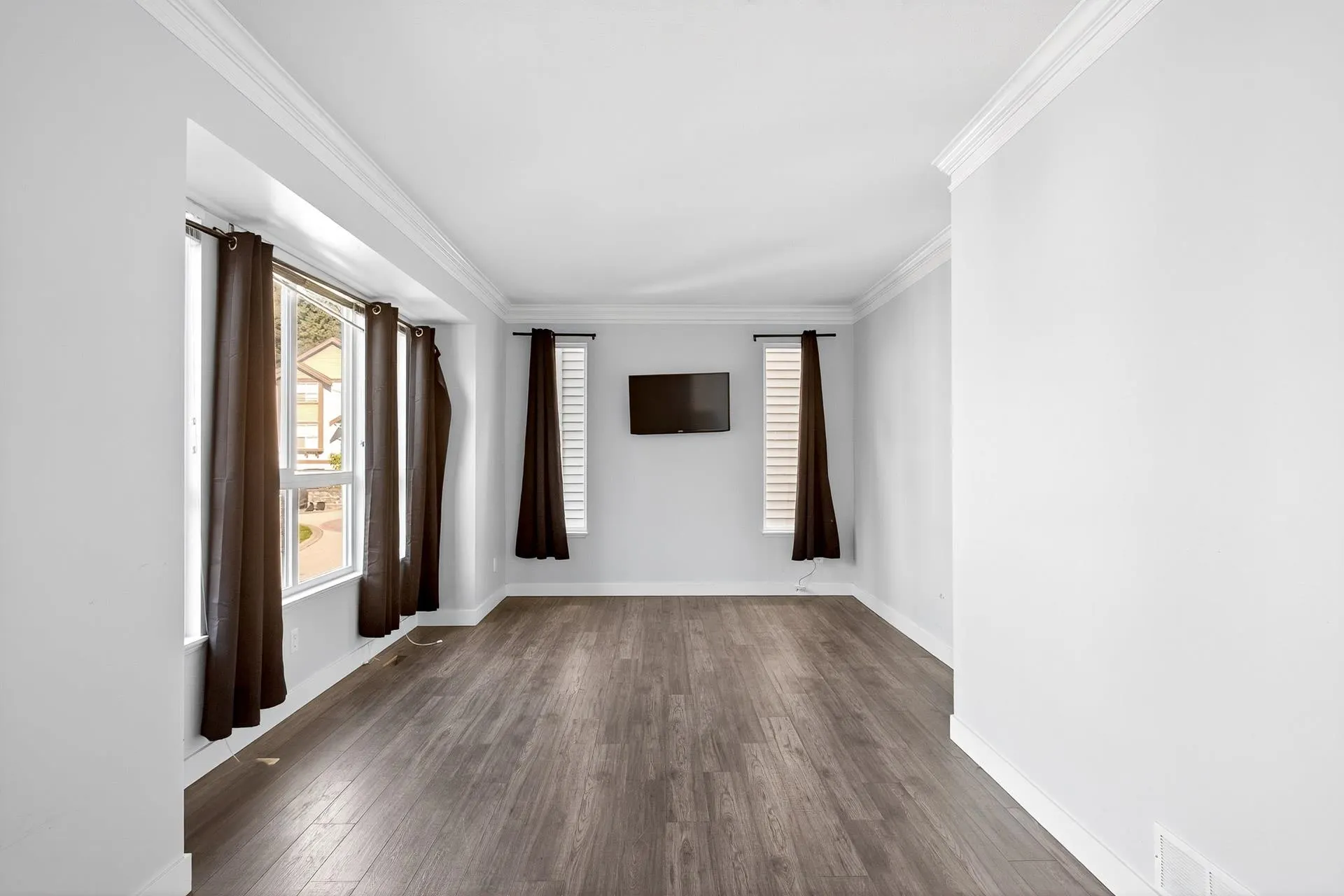 1118 11497 236 Street