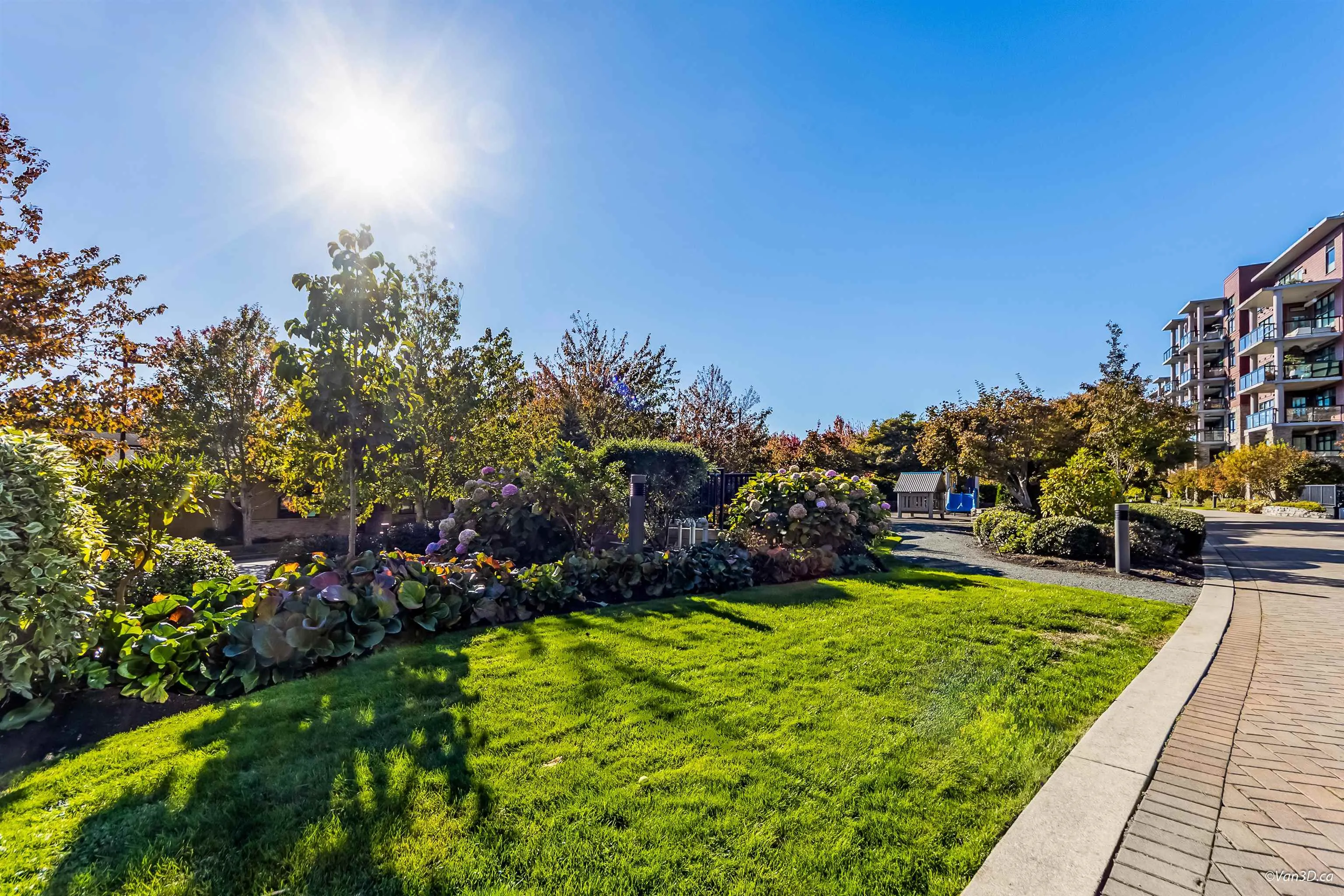 112 5055 Springs Boulevard