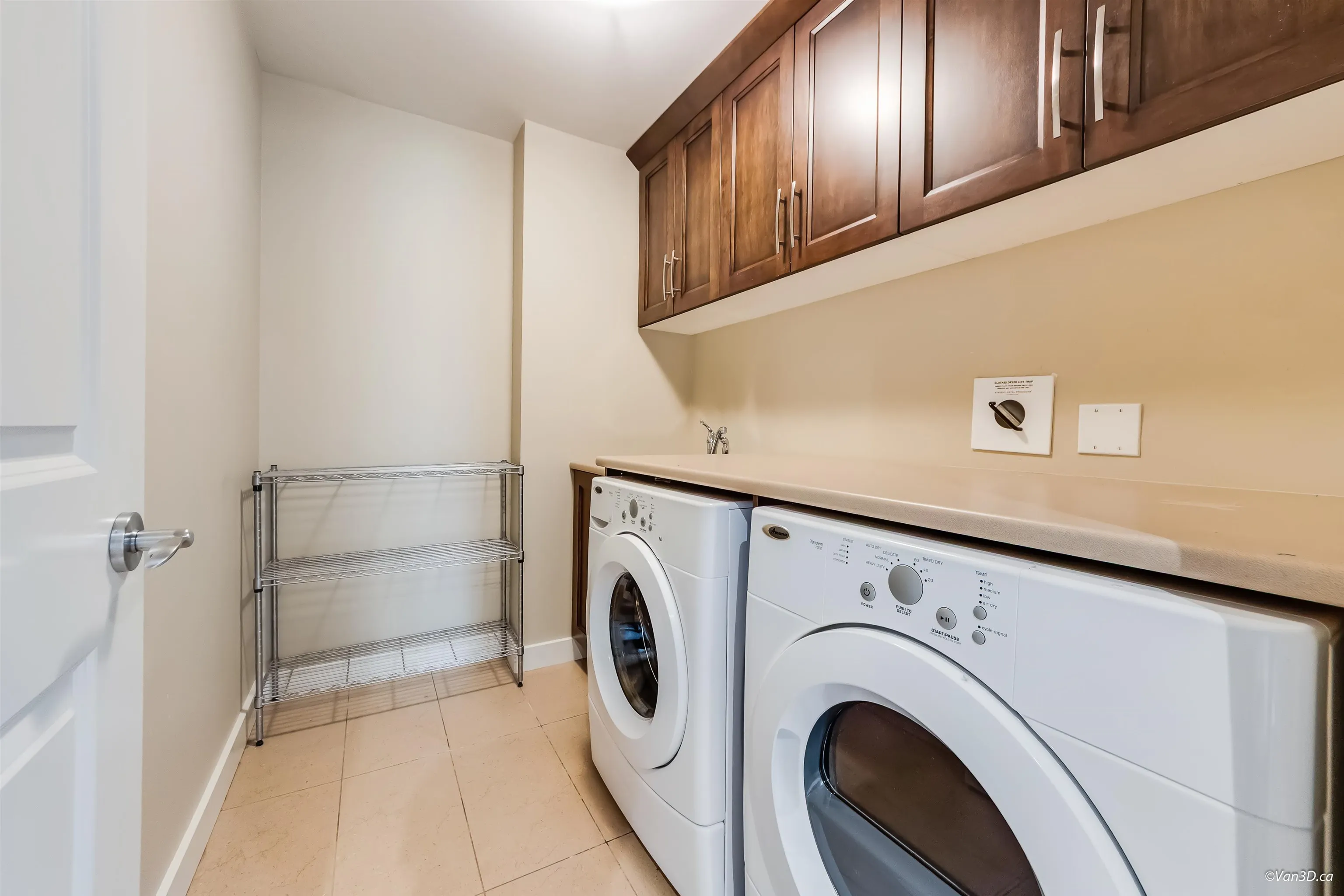 112 5055 Springs Boulevard