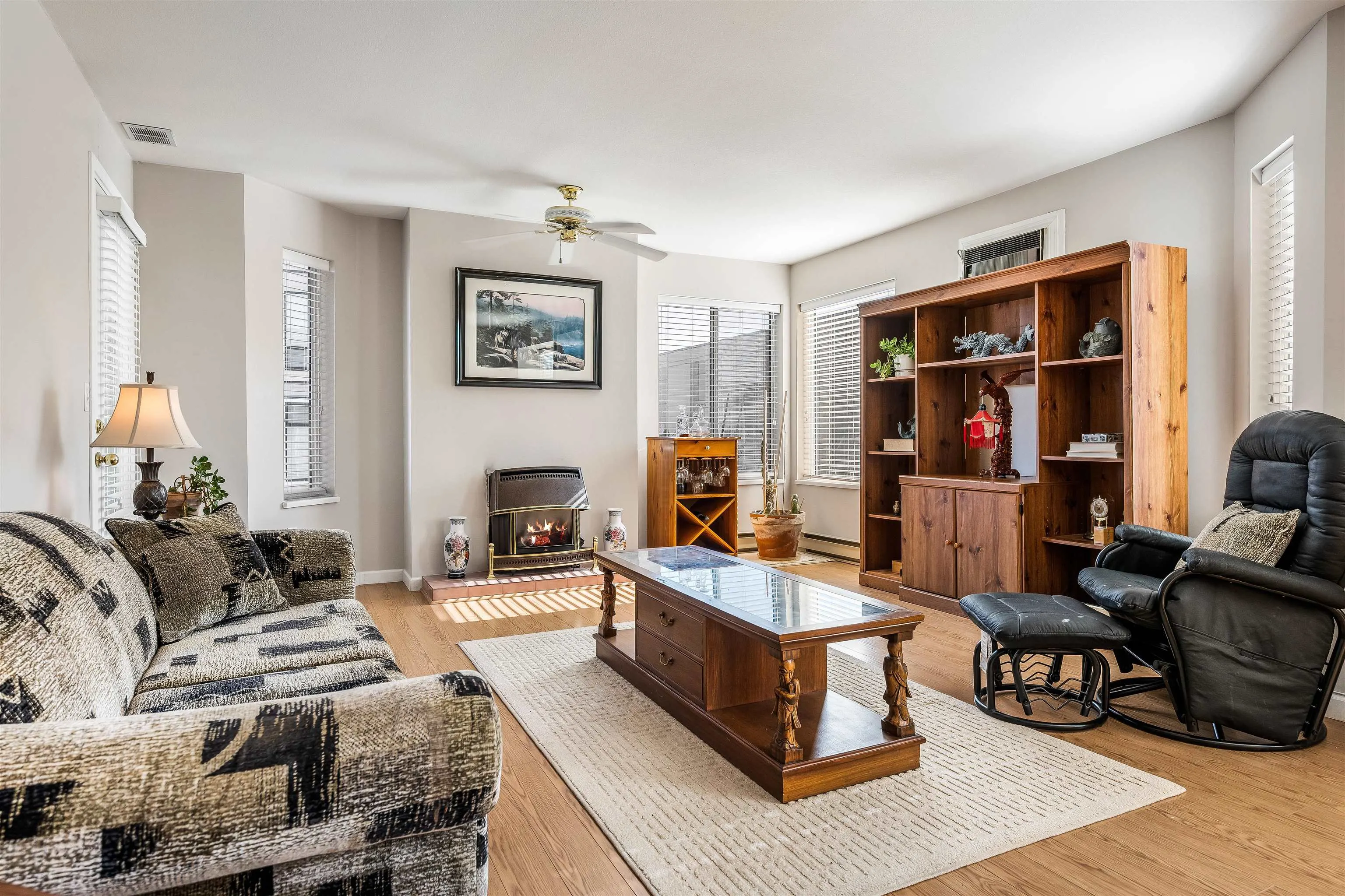 210 45660 Knight Road