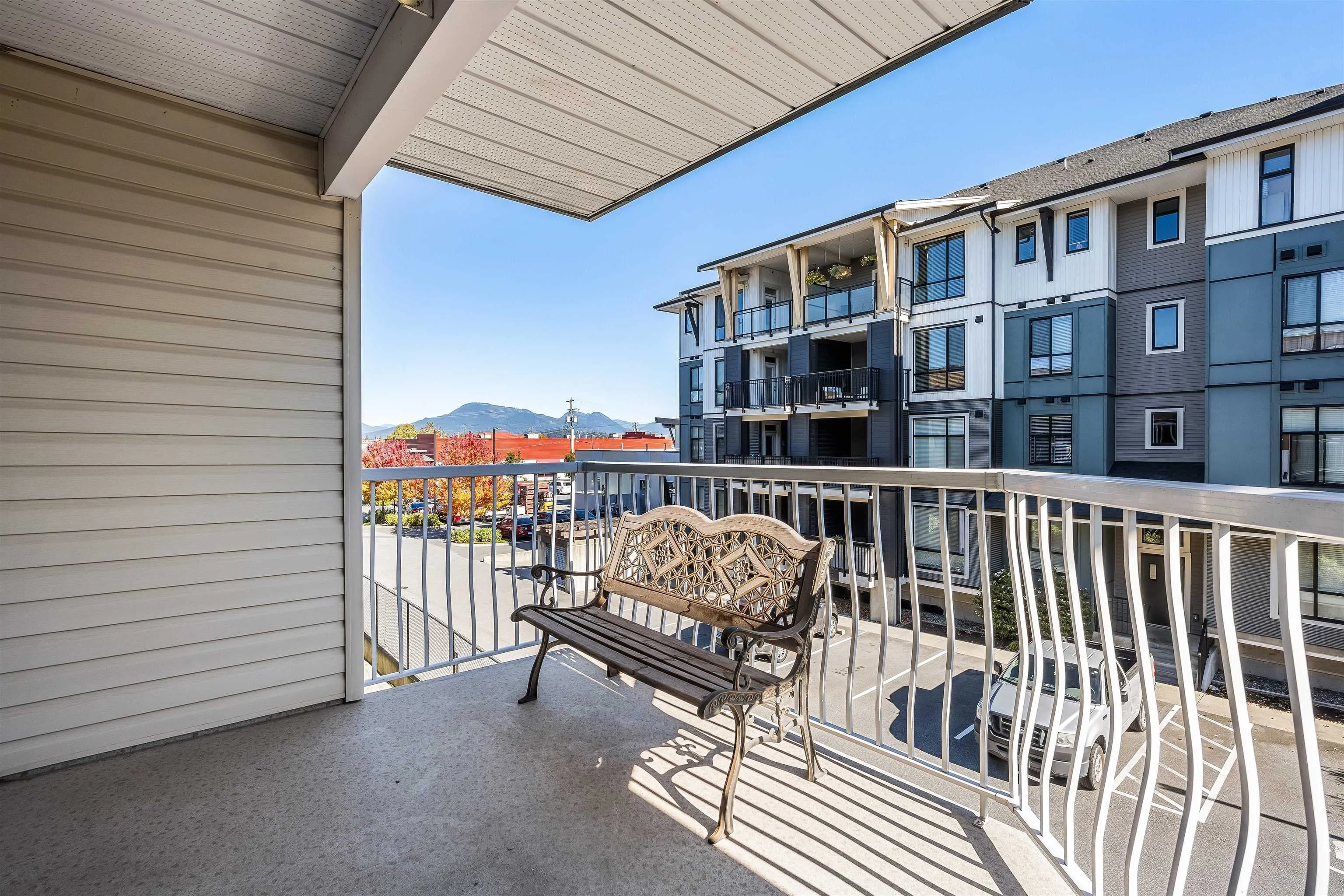 210 45660 Knight Road