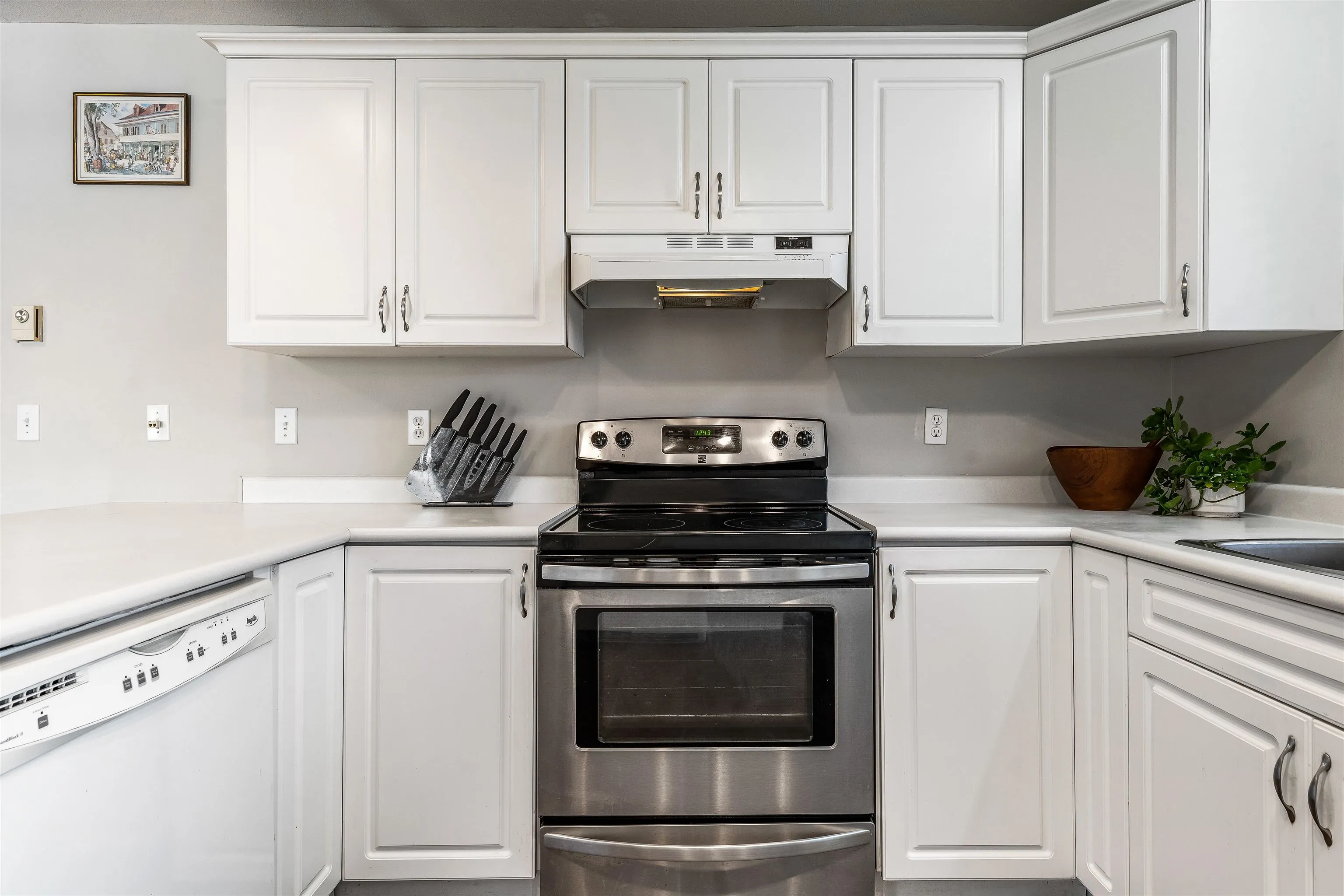 210 45660 Knight Road