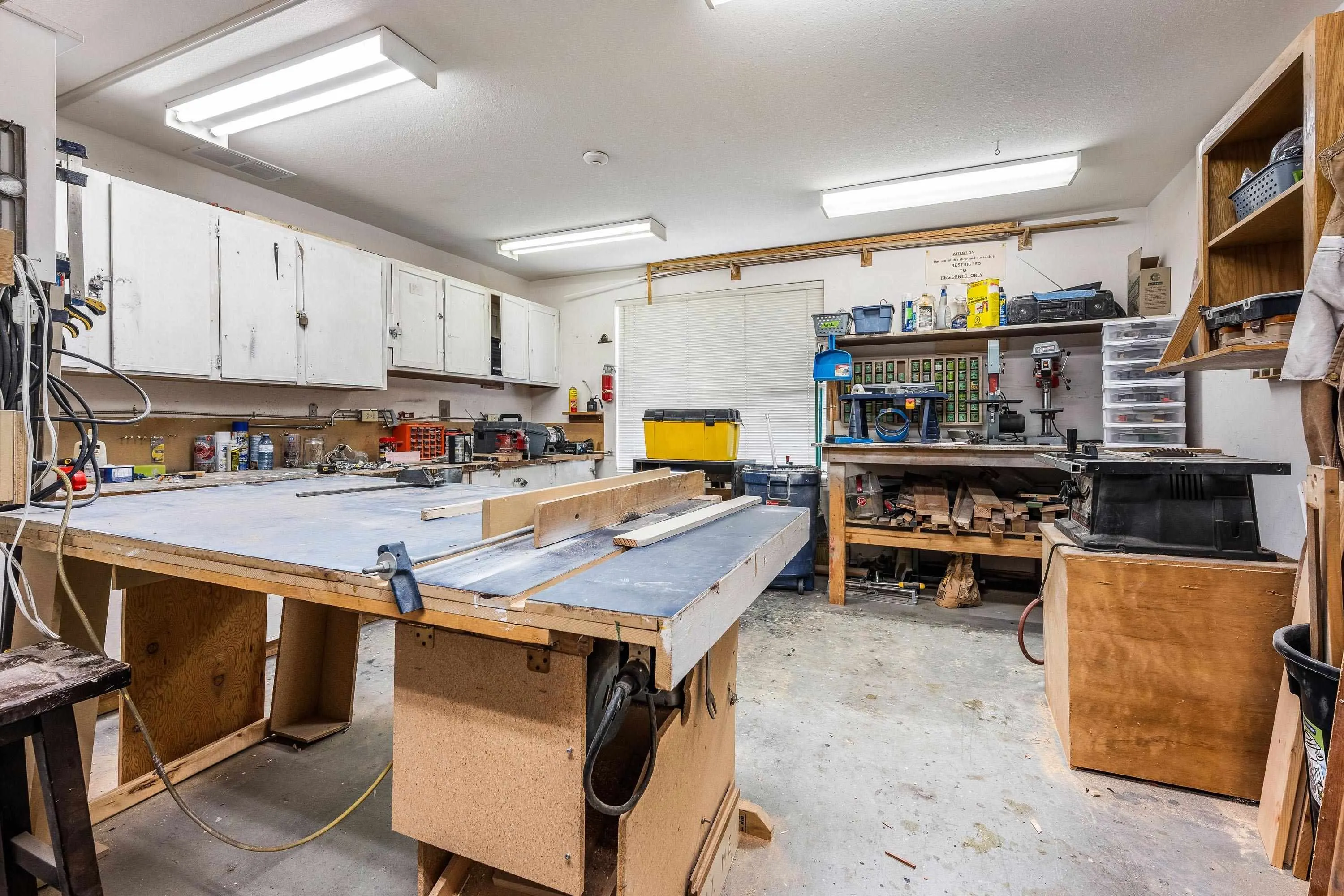 210 45660 Knight Road