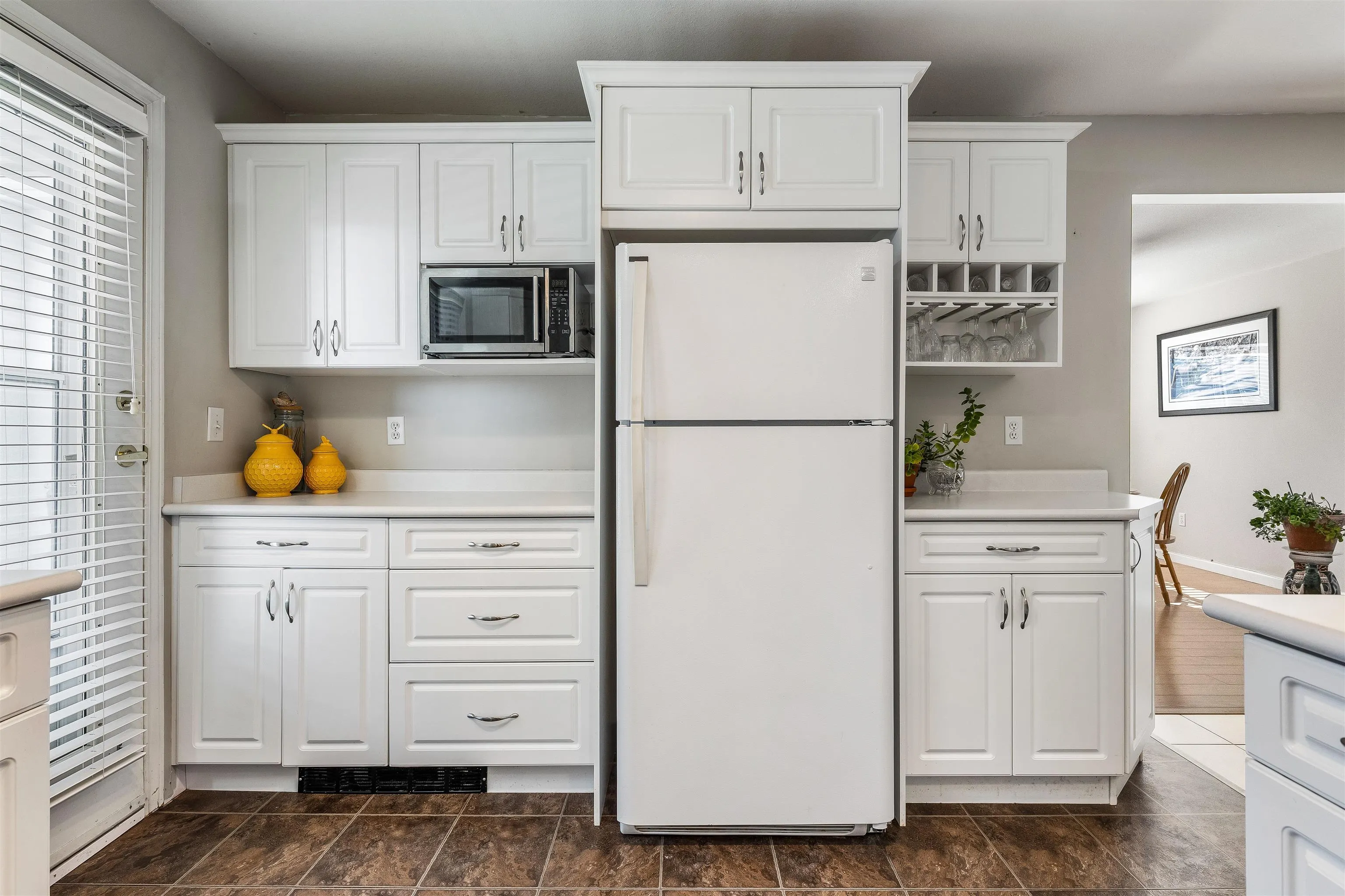 210 45660 Knight Road