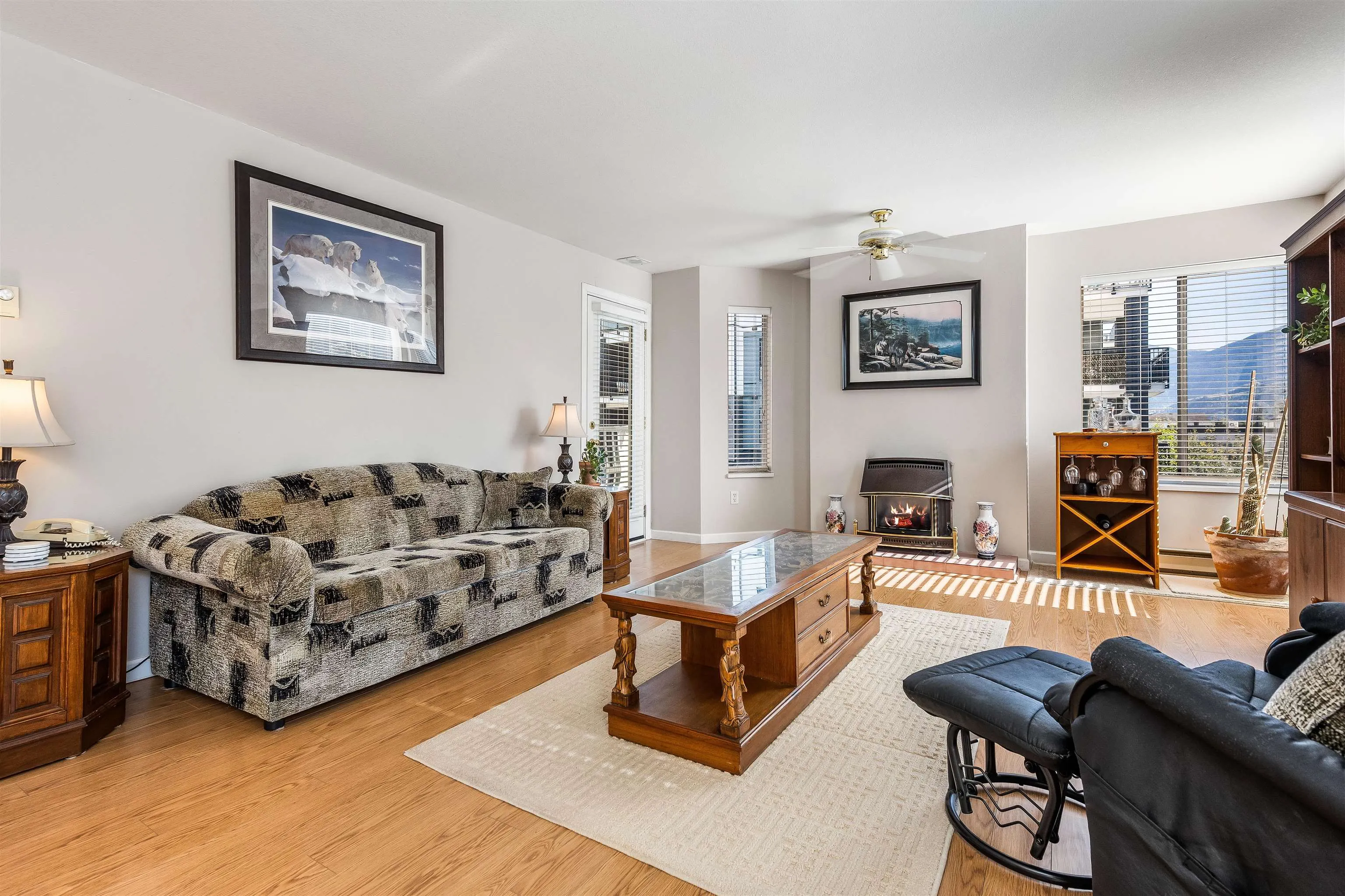 210 45660 Knight Road