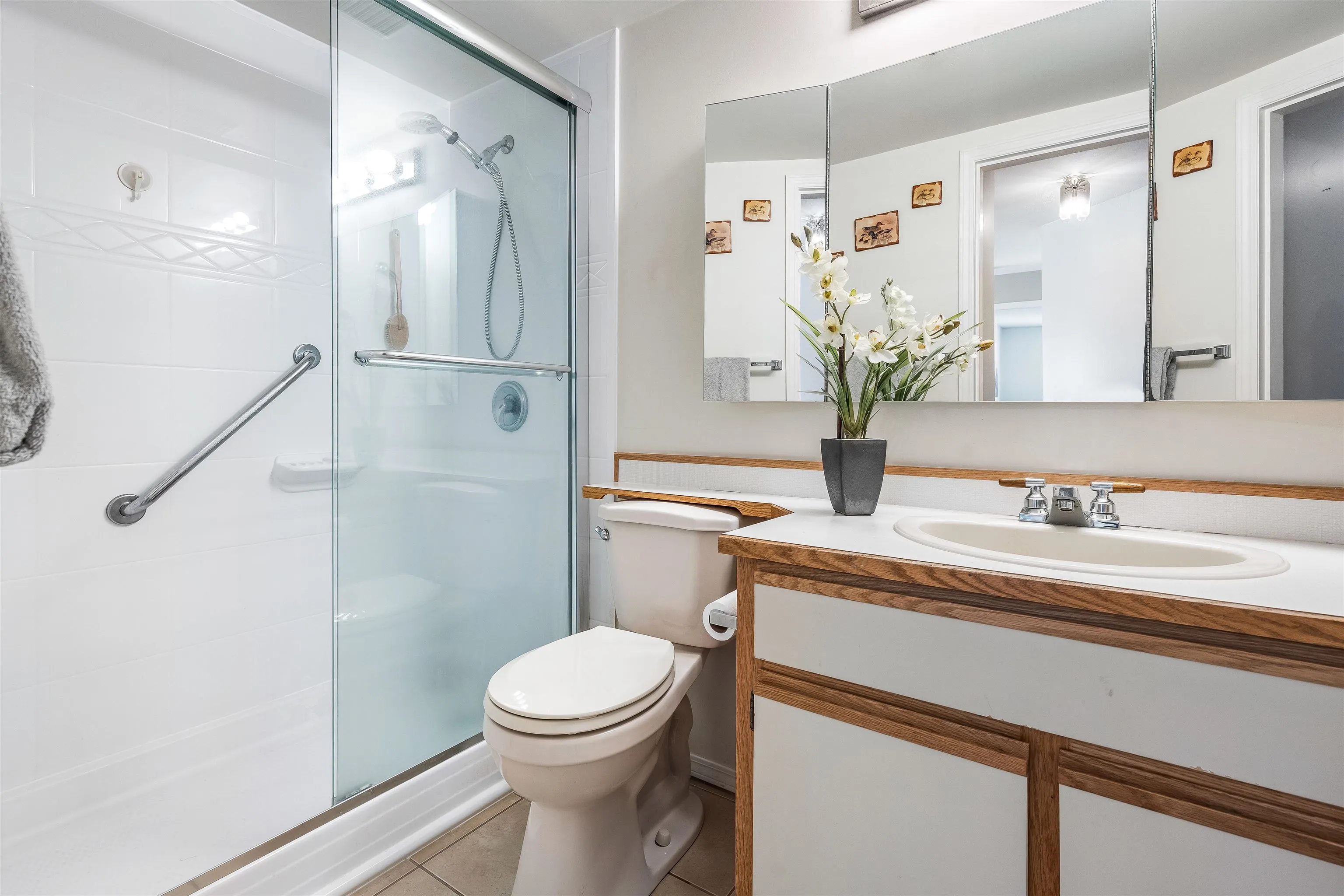 210 45660 Knight Road