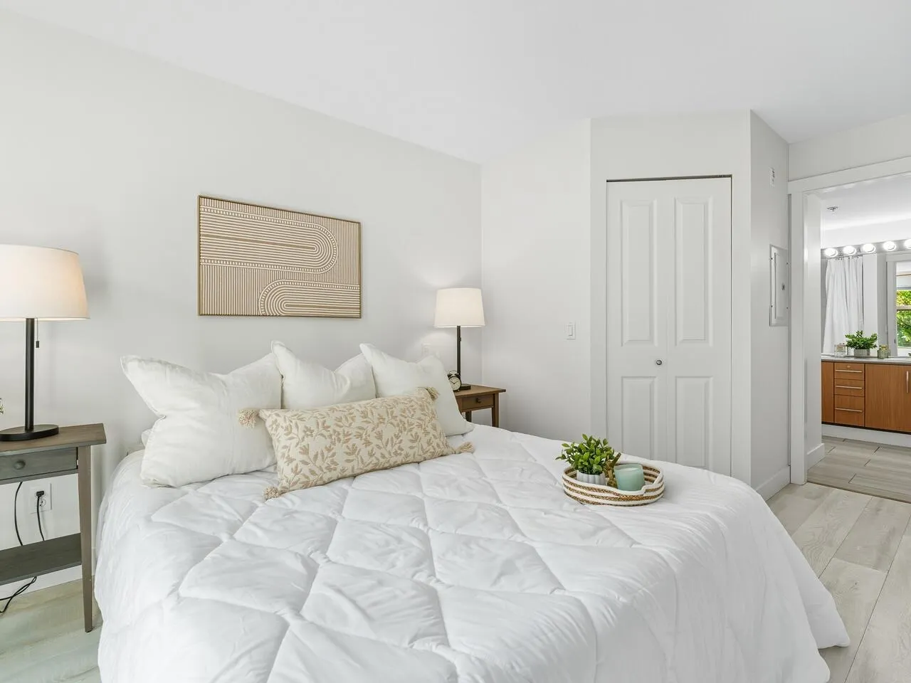 210 500 Klahanie Drive