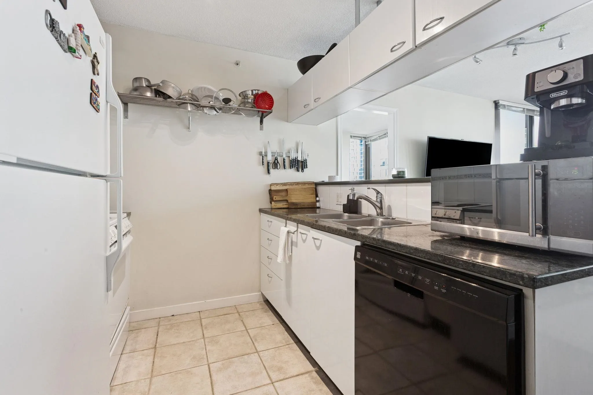 2007 1331 Alberni Street