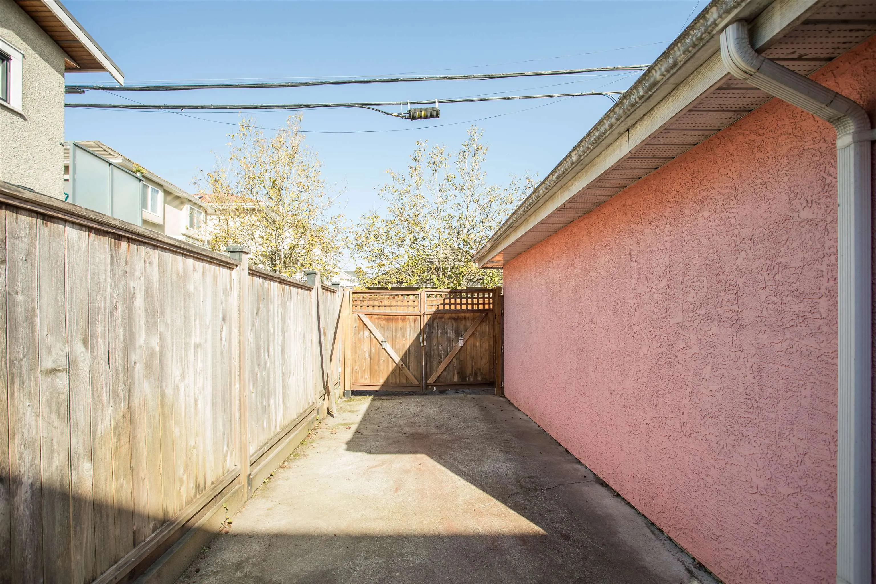 1255 W 64th Avenue