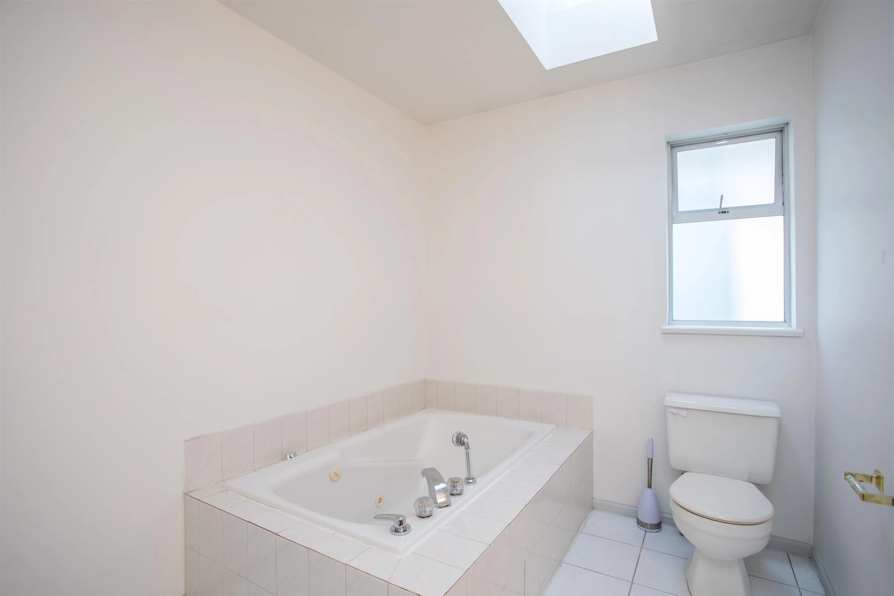 1255 W 64th Avenue