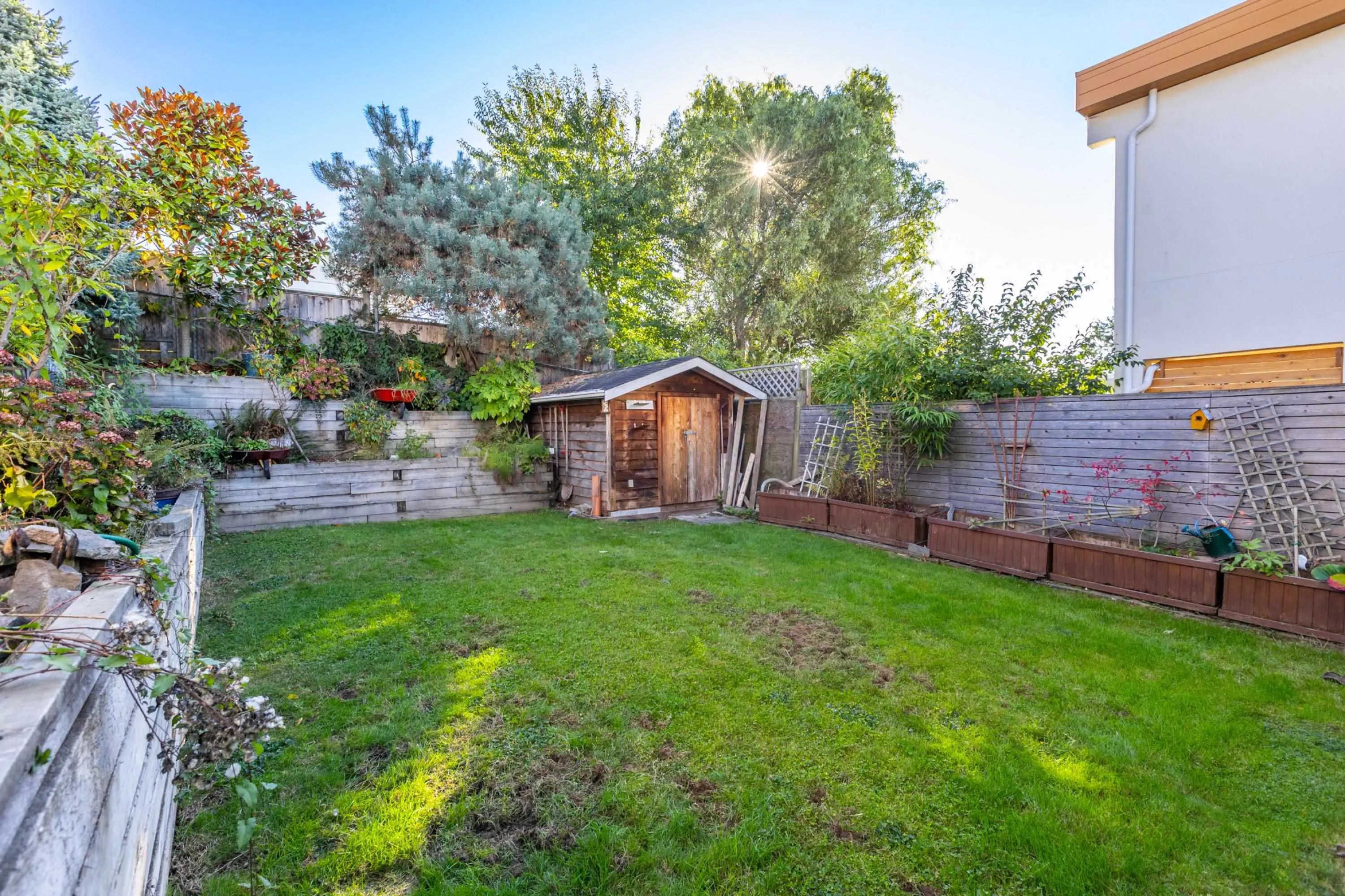 832 Stevens Street