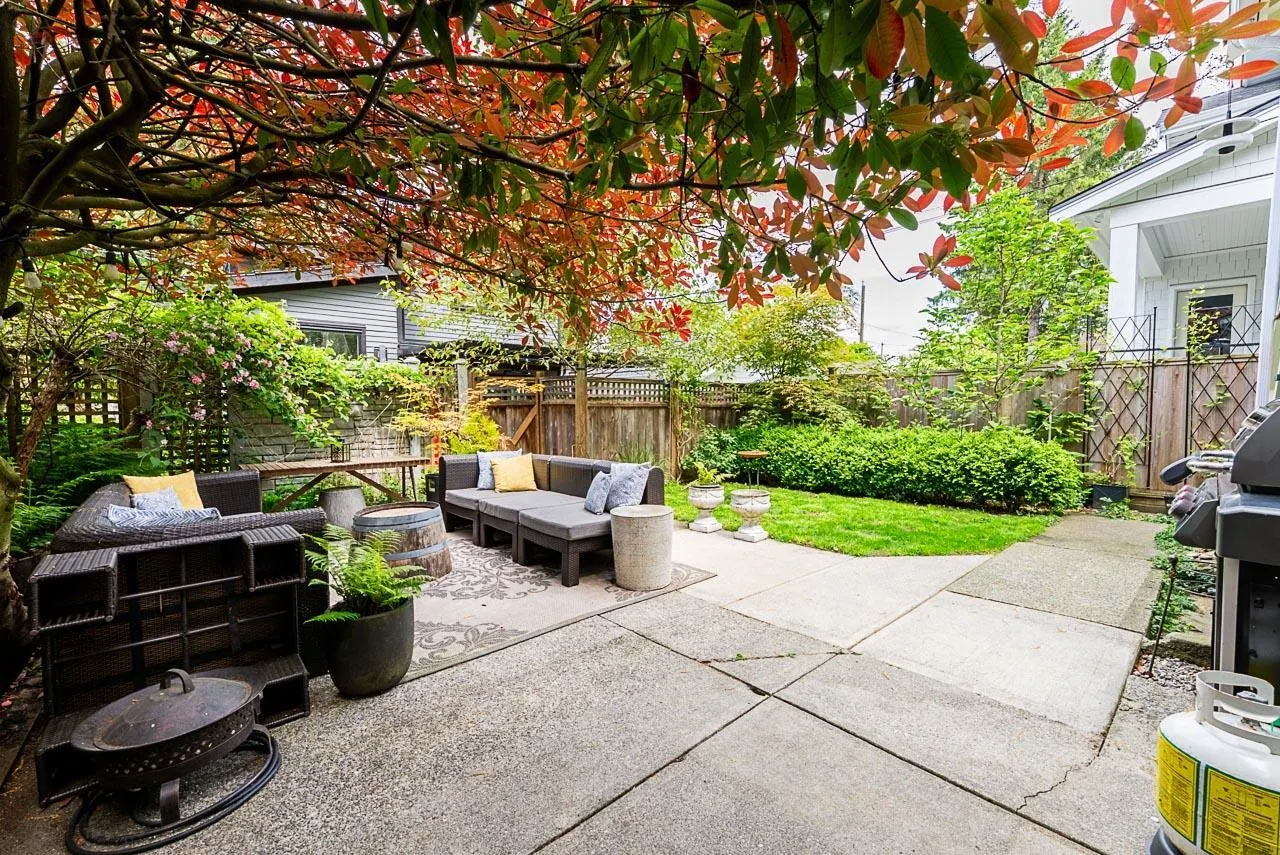 341 W 22nd Avenue