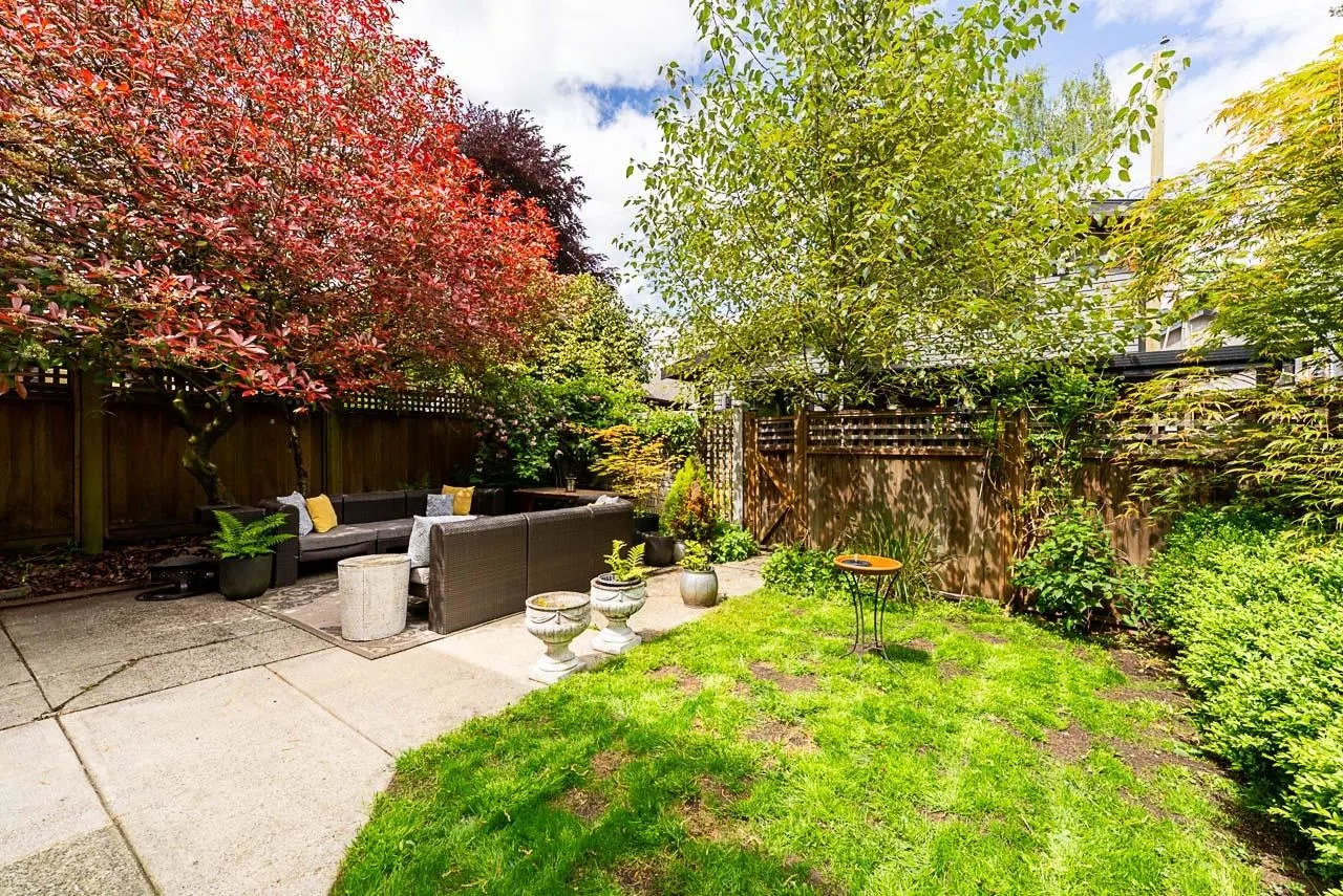 341 W 22nd Avenue