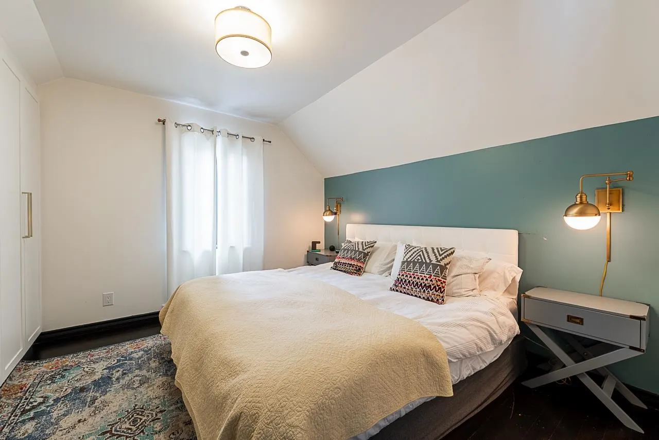 341 W 22nd Avenue