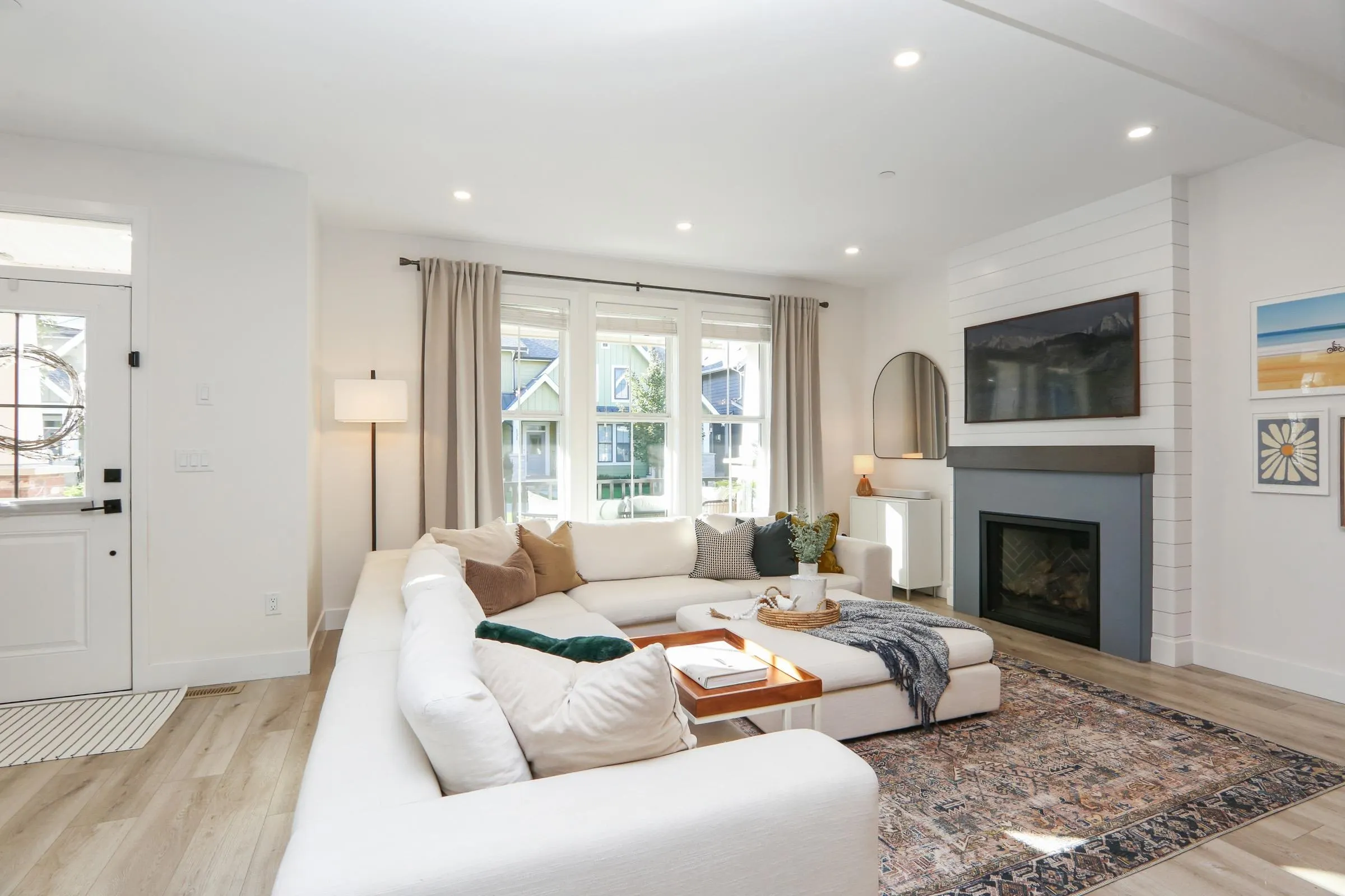 11 46211 Promontory Road