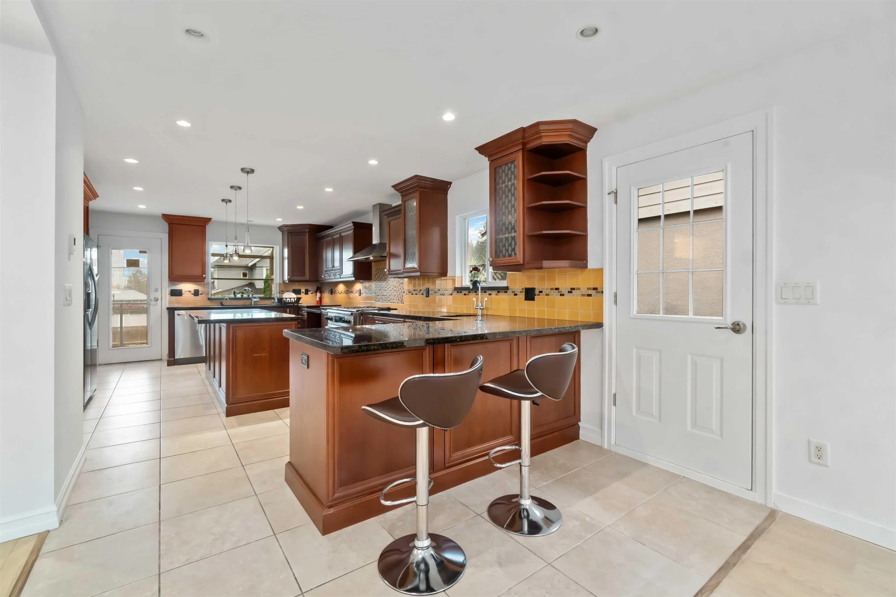 595 Garrow Drive