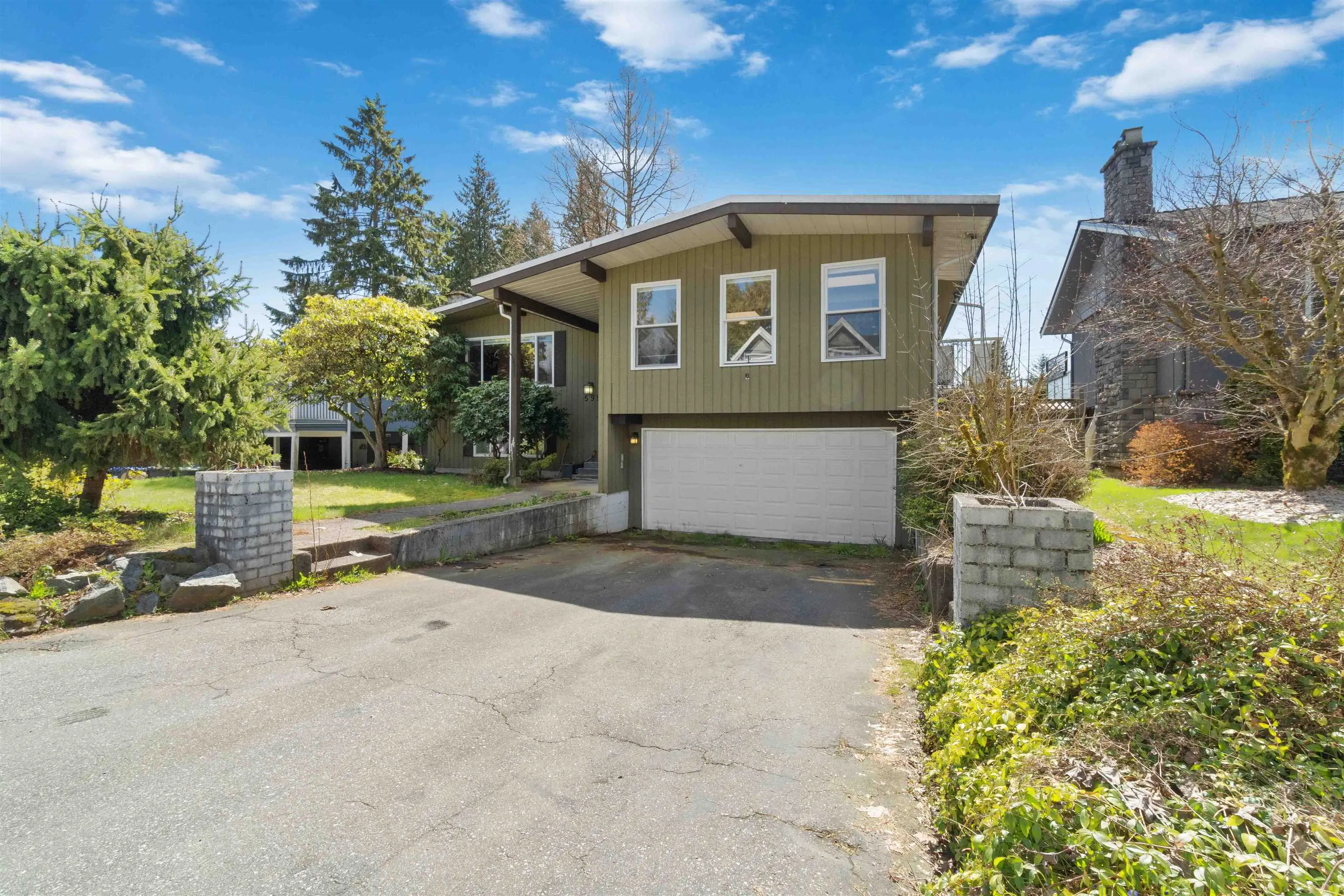 595 Garrow Drive