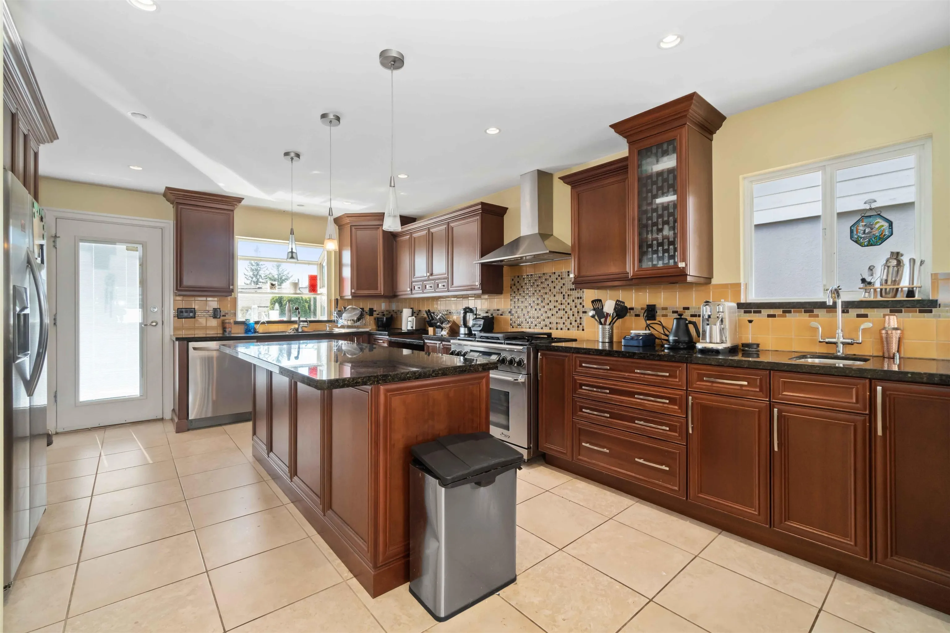 595 Garrow Drive