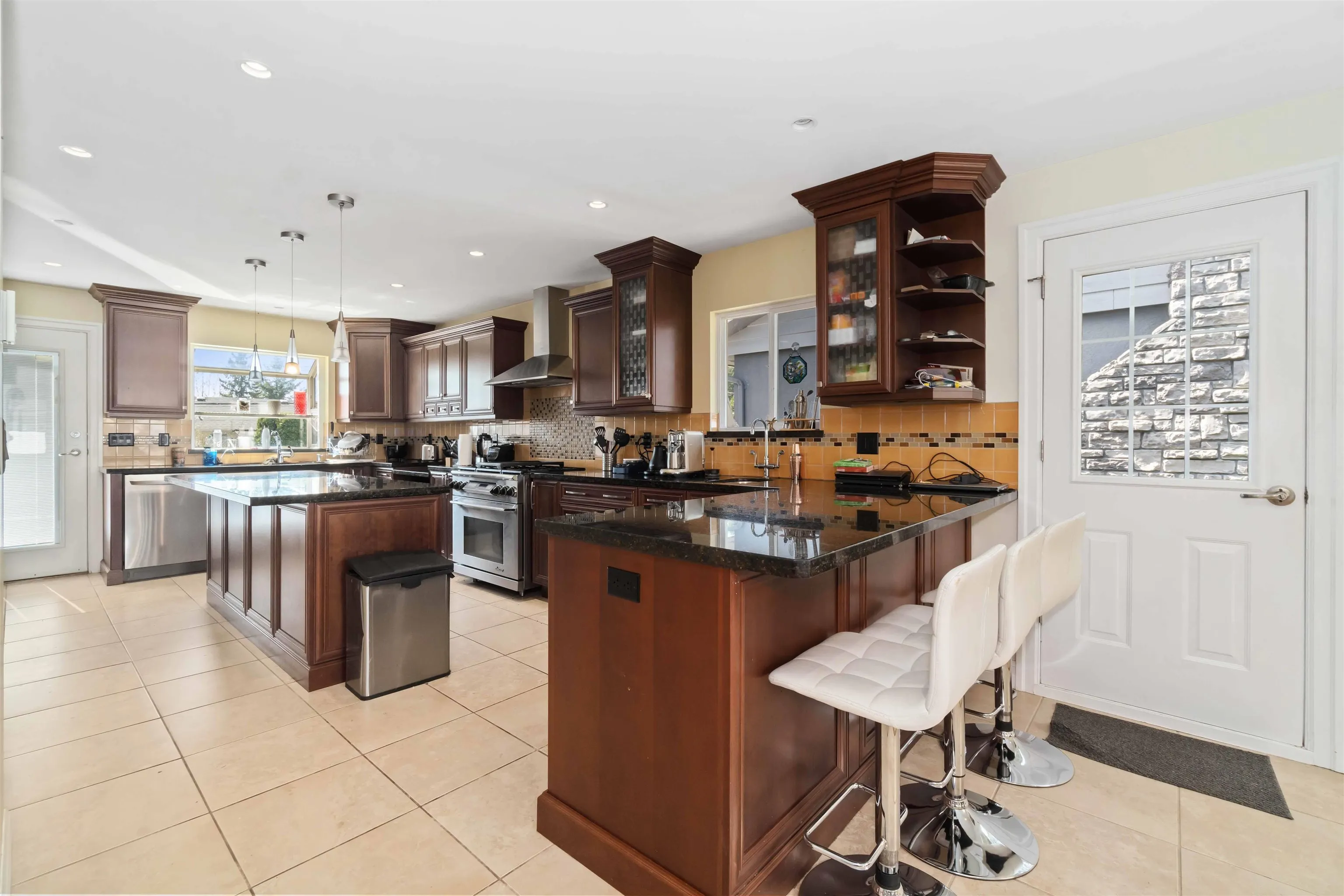 595 Garrow Drive