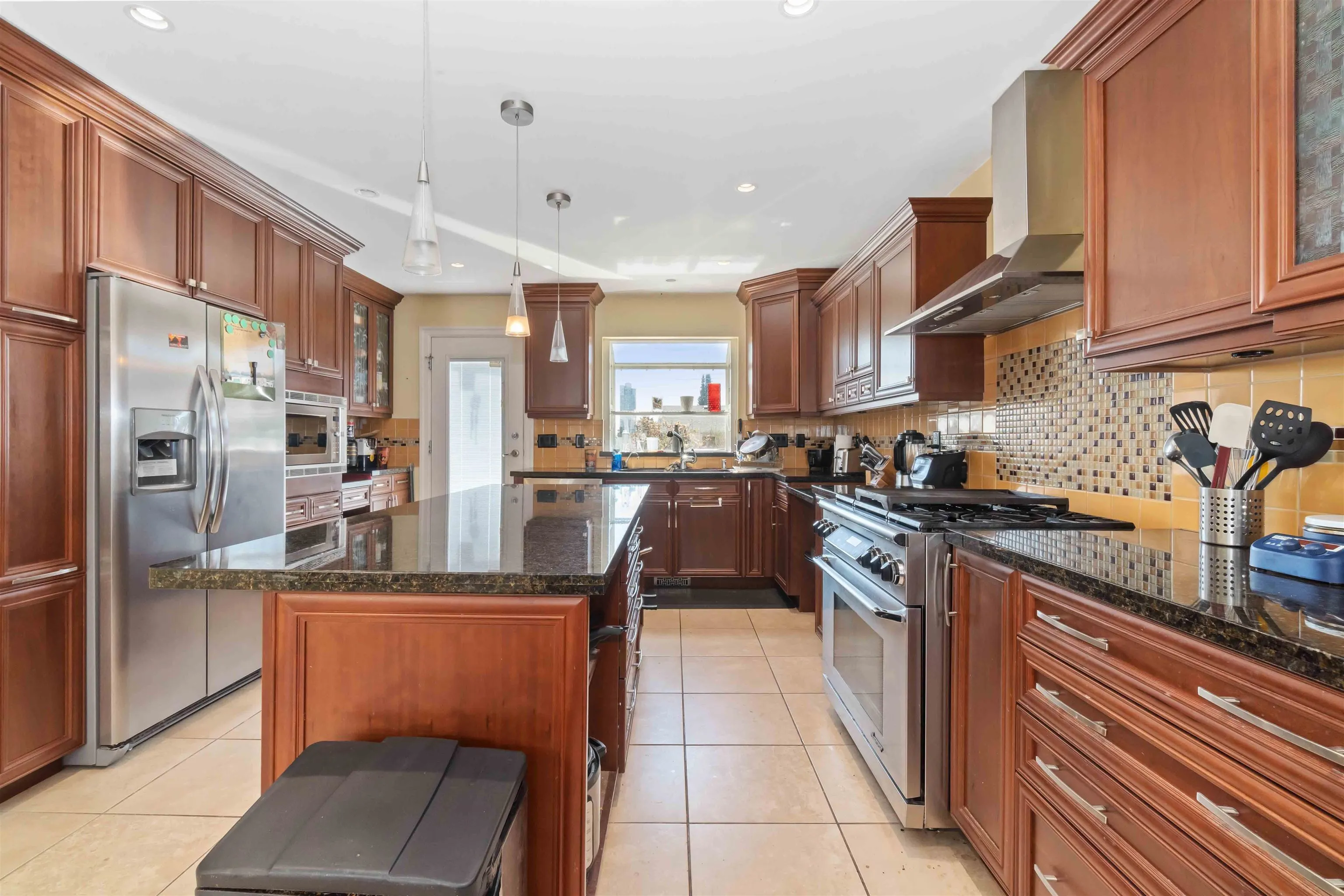 595 Garrow Drive