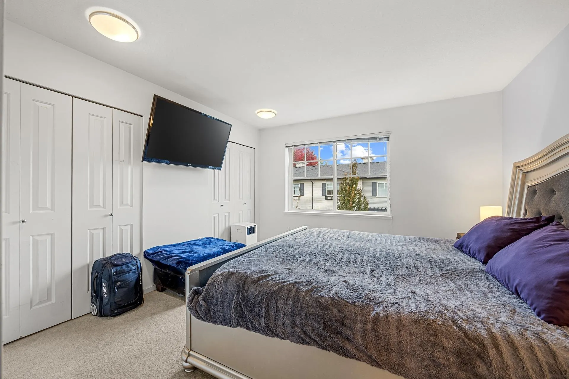 5 2495 Davies Avenue