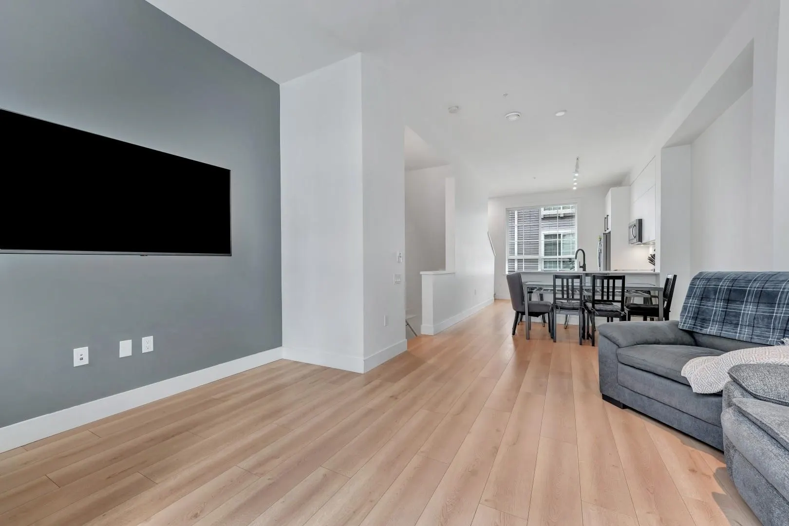 74 19696 Hammond Road