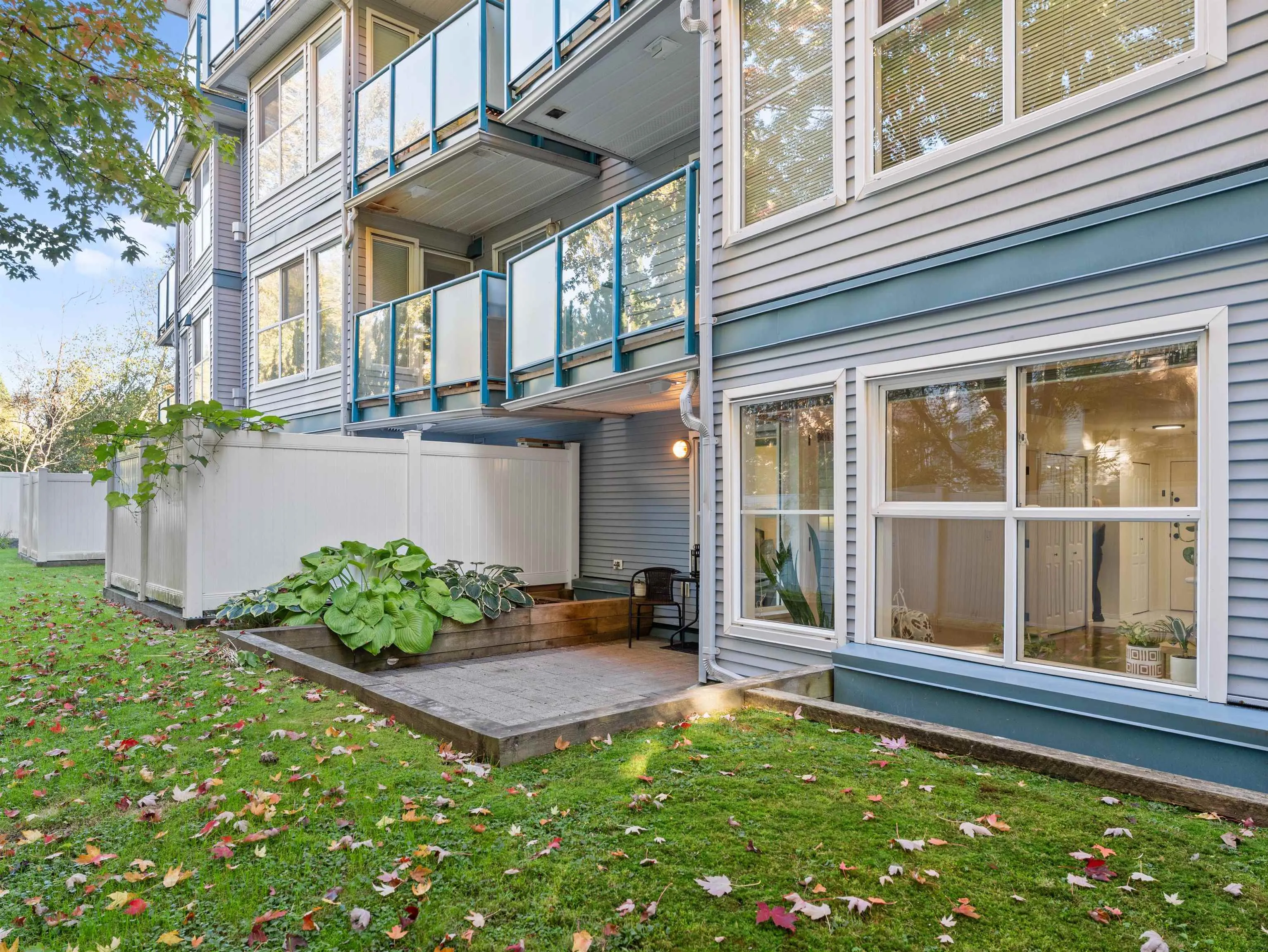 110 14885 100 Avenue