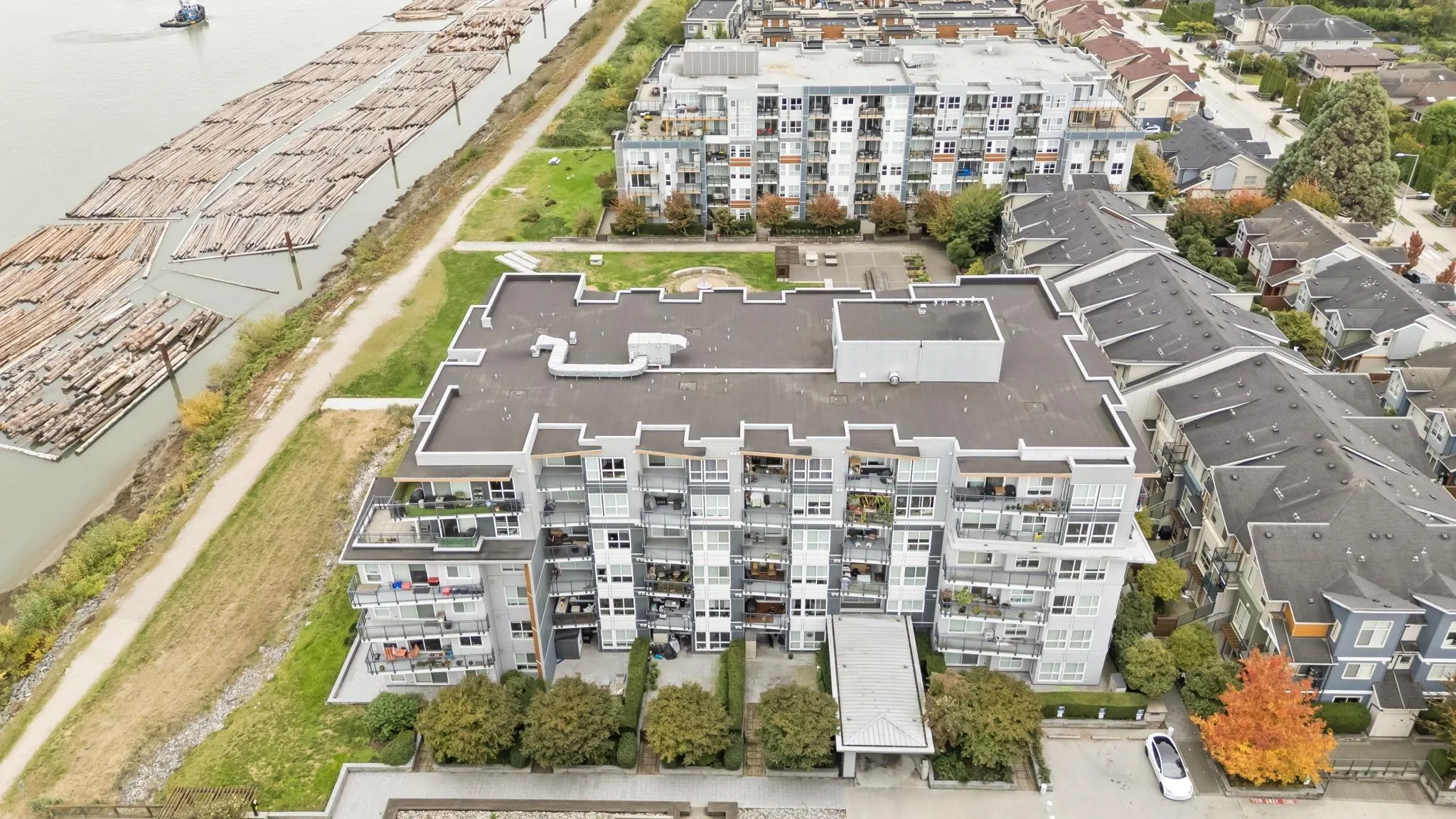 313 10155 River Drive