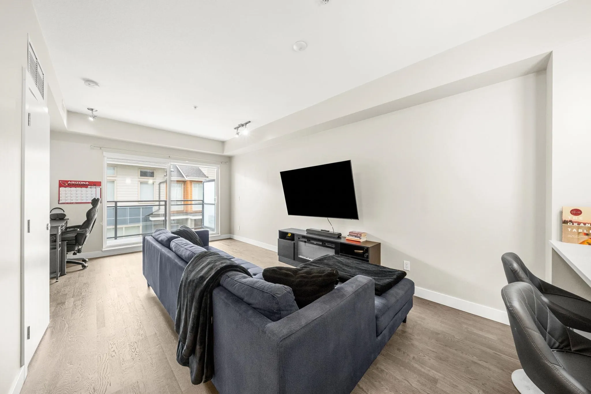 313 10155 River Drive