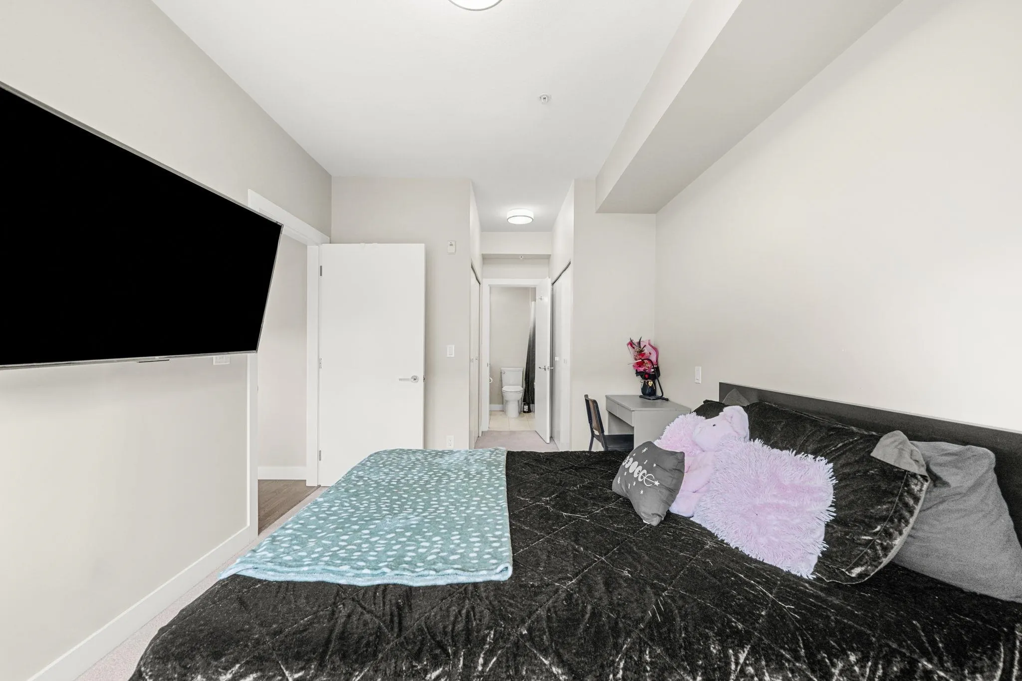 313 10155 River Drive