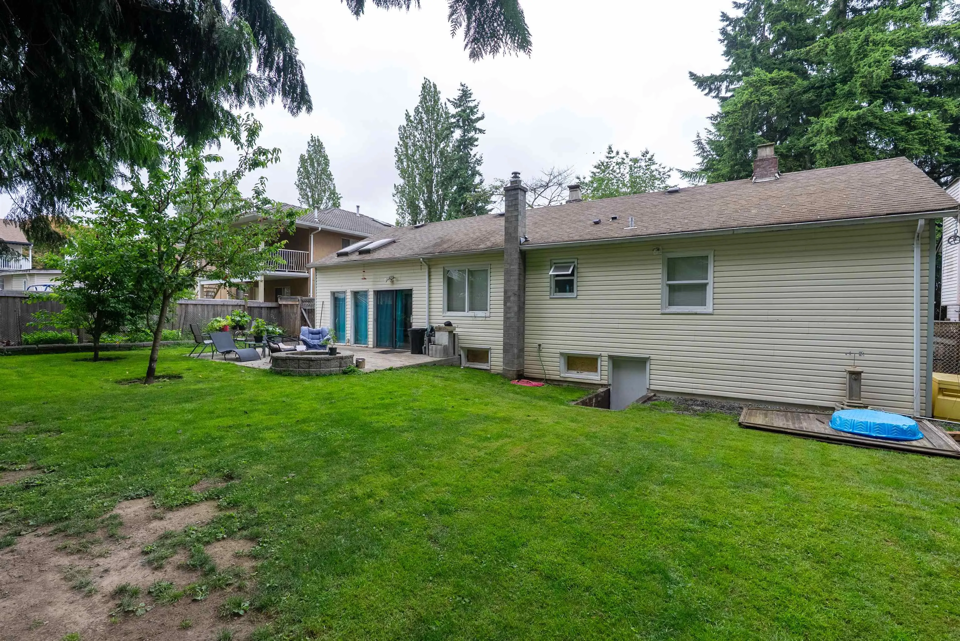 8037 160 Street