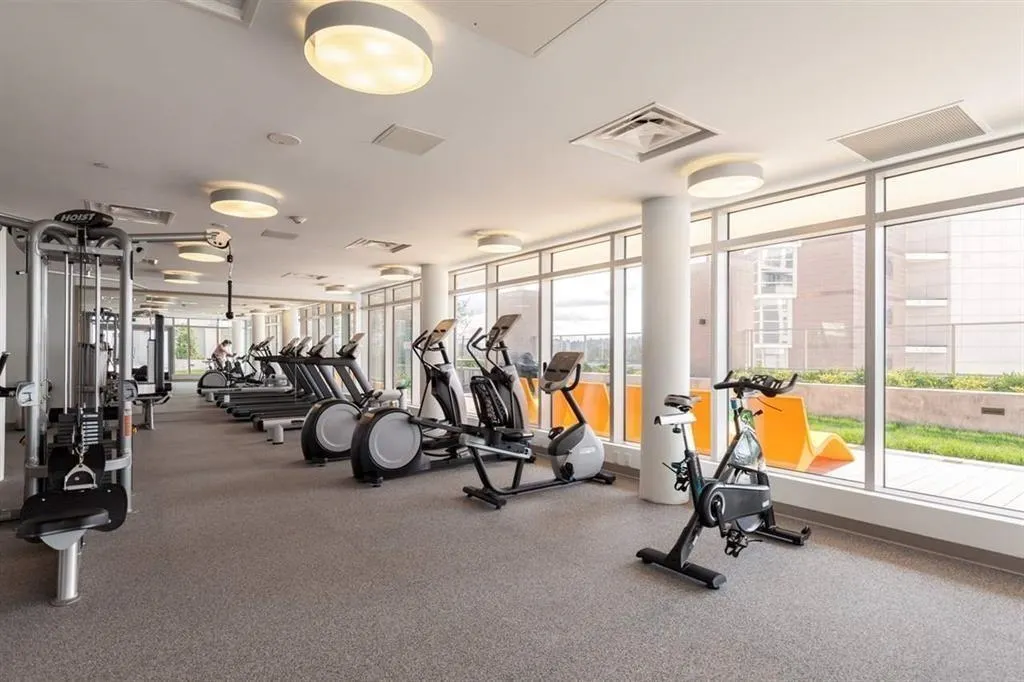 3203 908 Quayside Drive