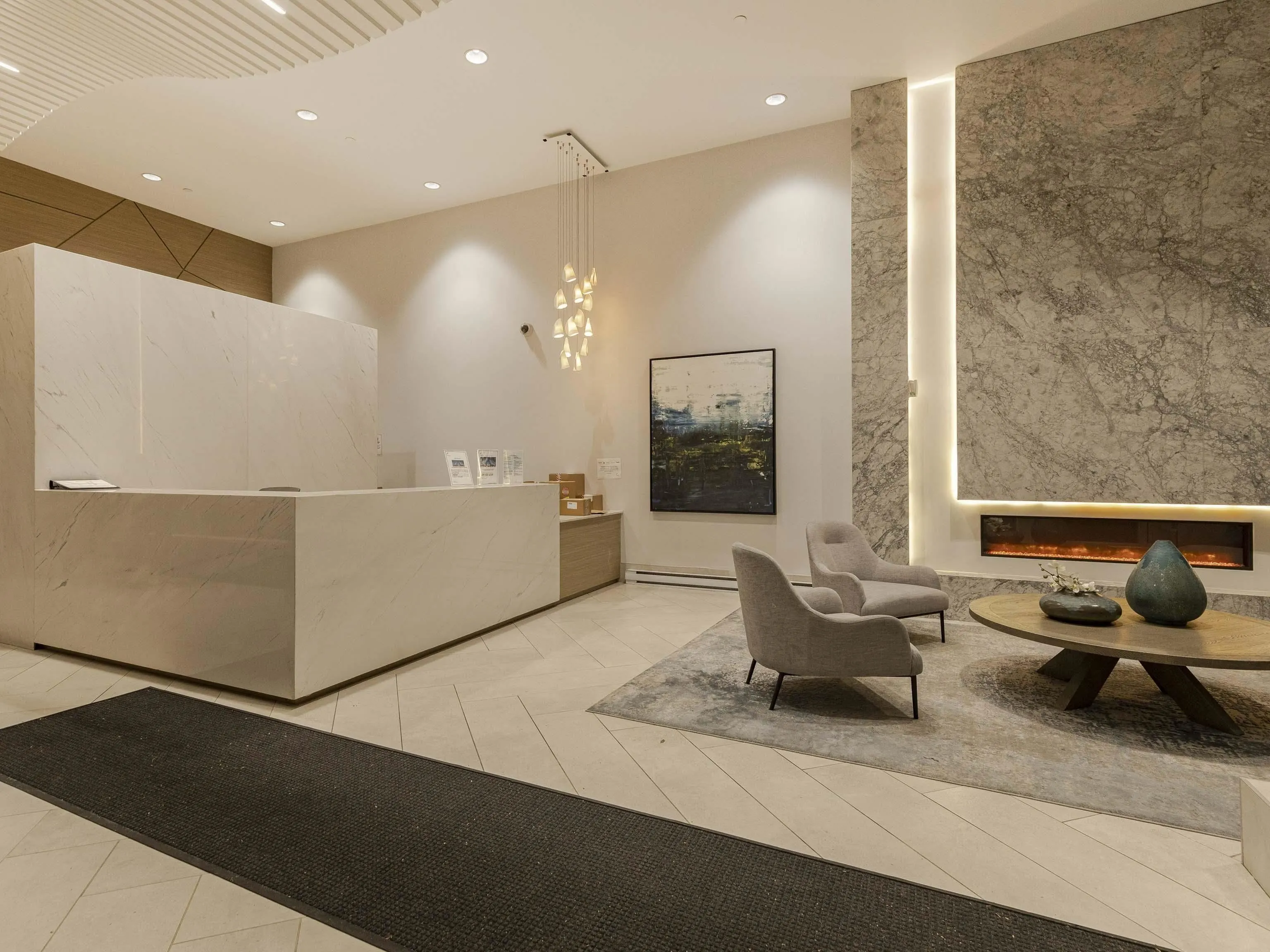 3203 908 Quayside Drive