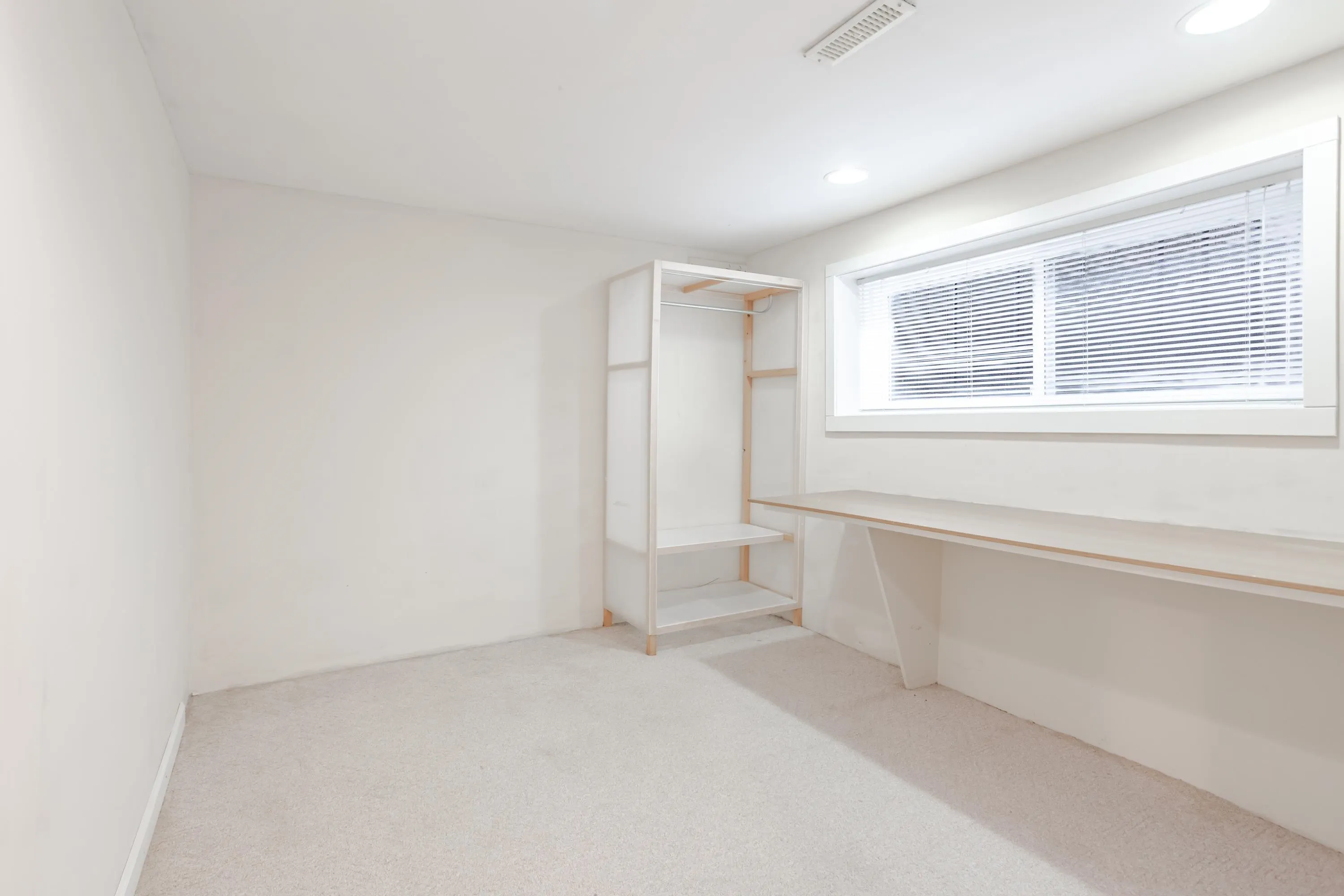 866 W 59th Avenue