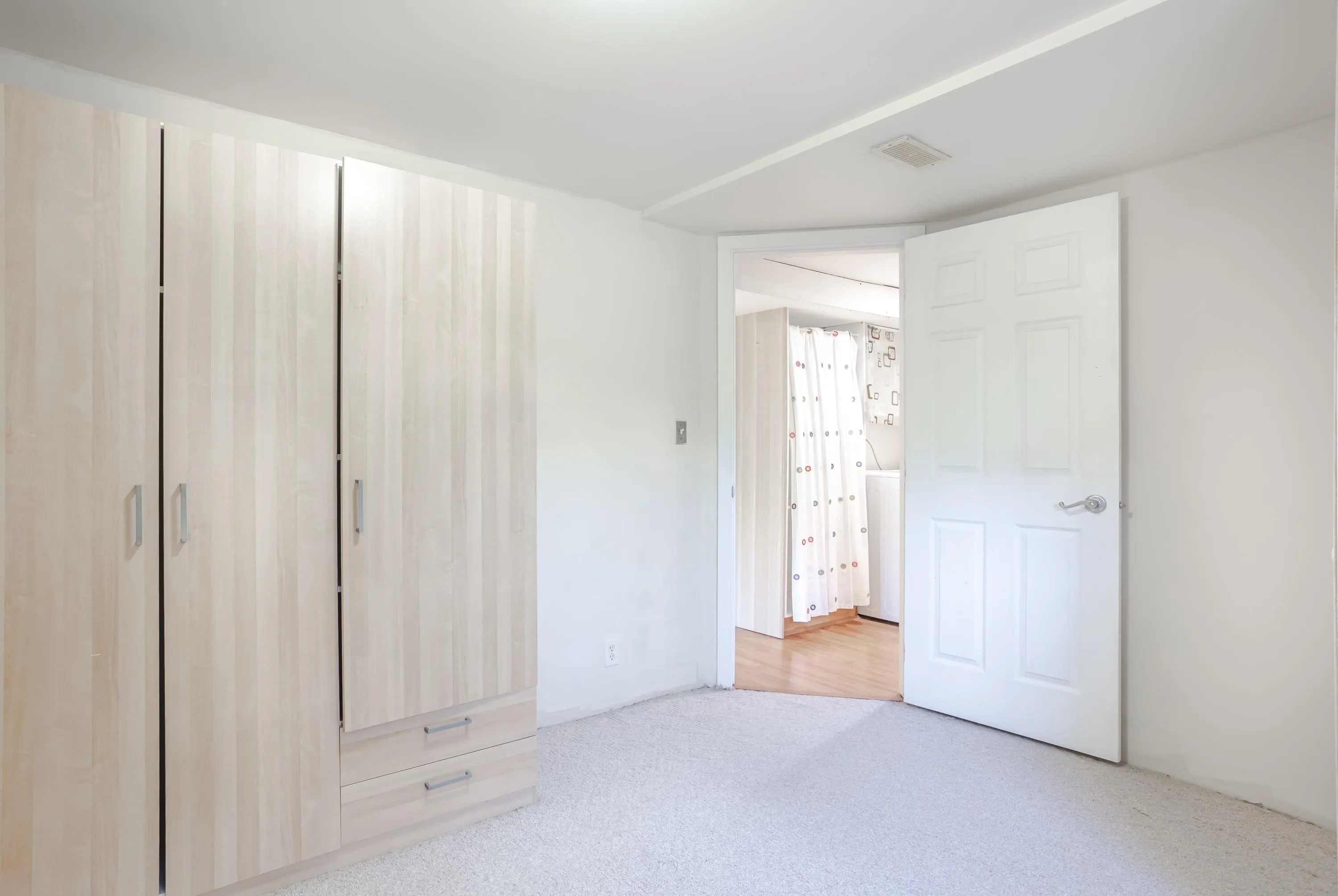 866 W 59th Avenue