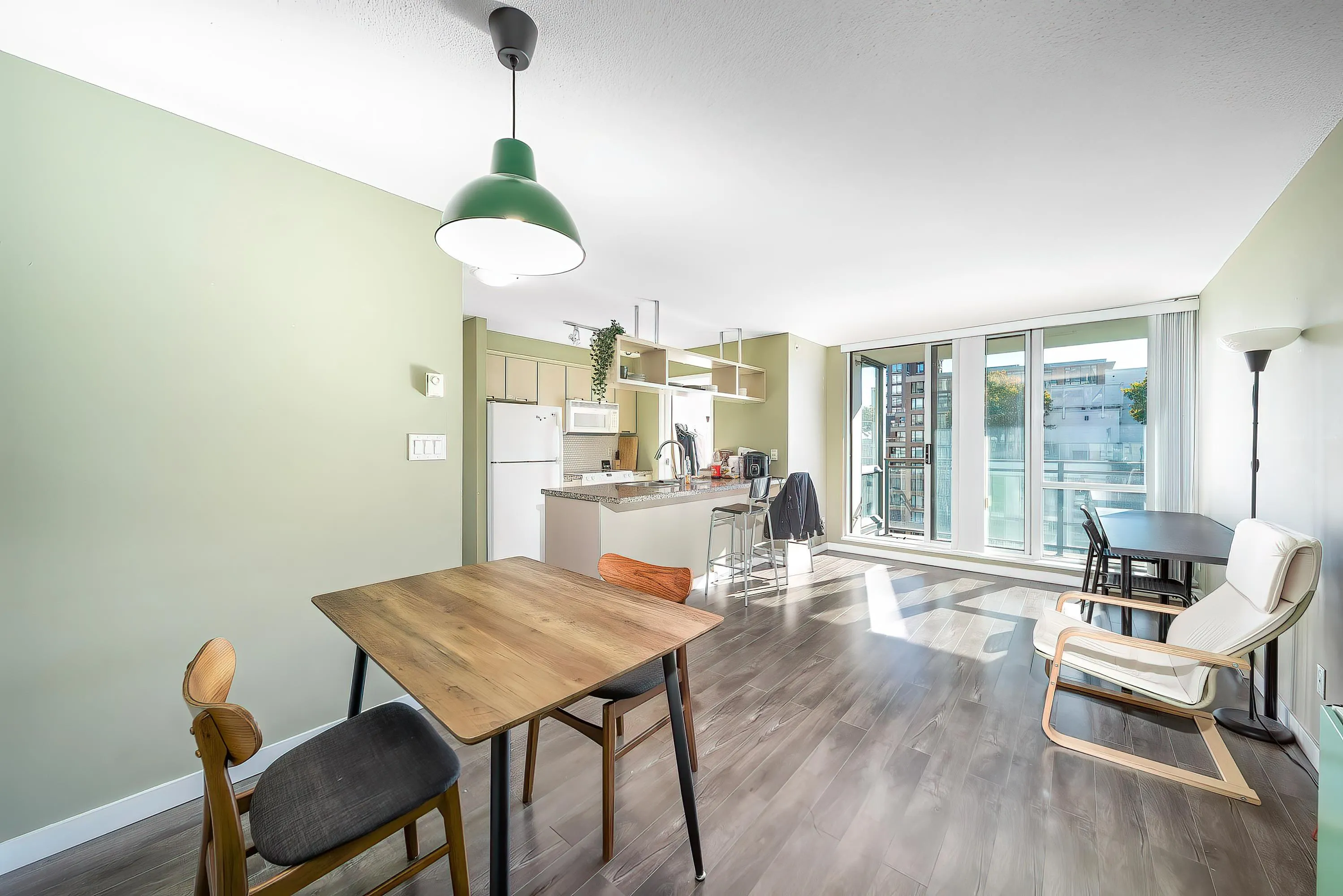 1606 1082 Seymour Street